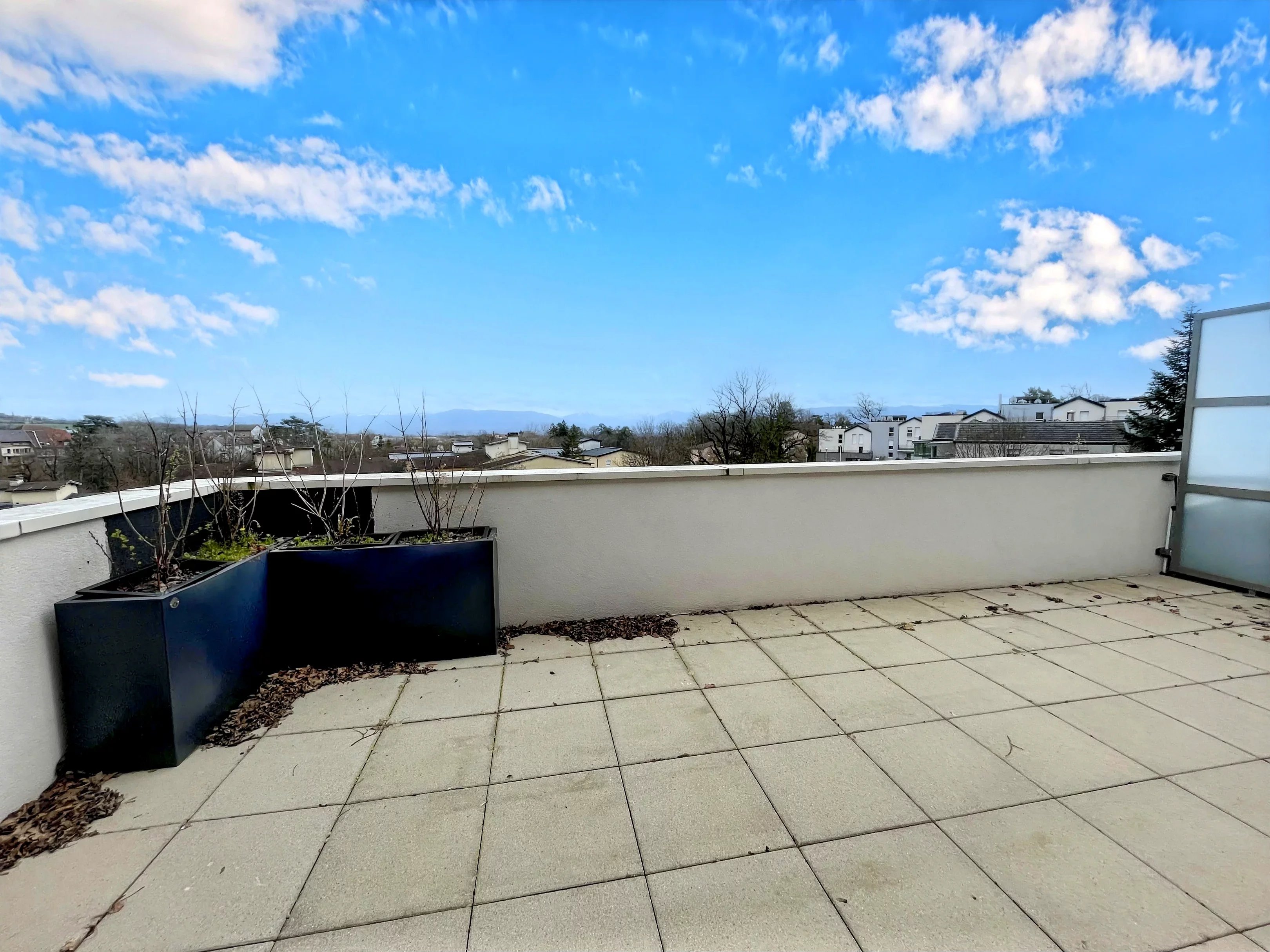 Appartement Gex 107.00 m² 5 pièces Appartement Gex 107.00 m² ref 87252501 1