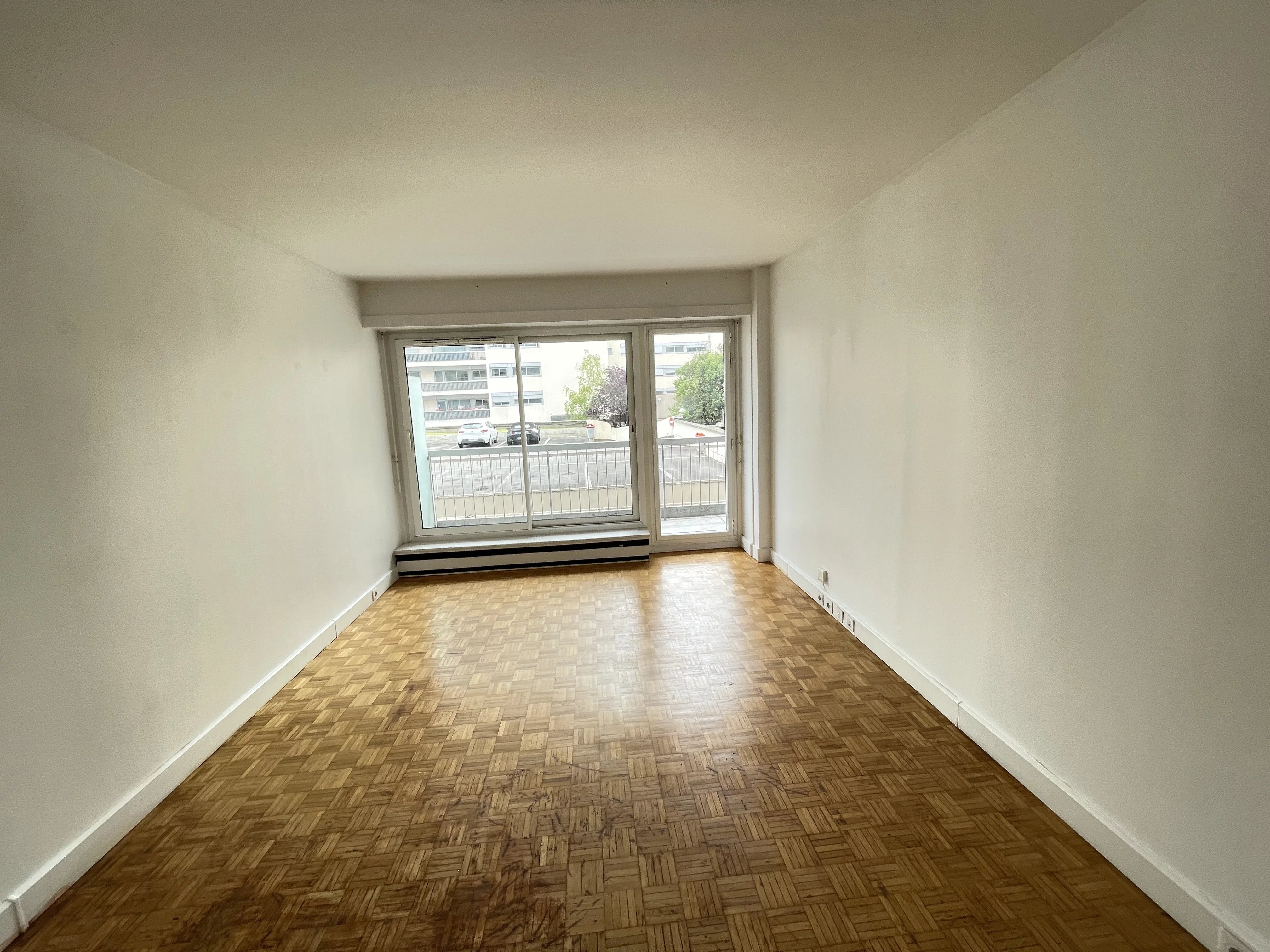 Appartement Courbevoie 64.20 m² 3 pièces Appartement Courbevoie 64.20 m² ref 87174195 1