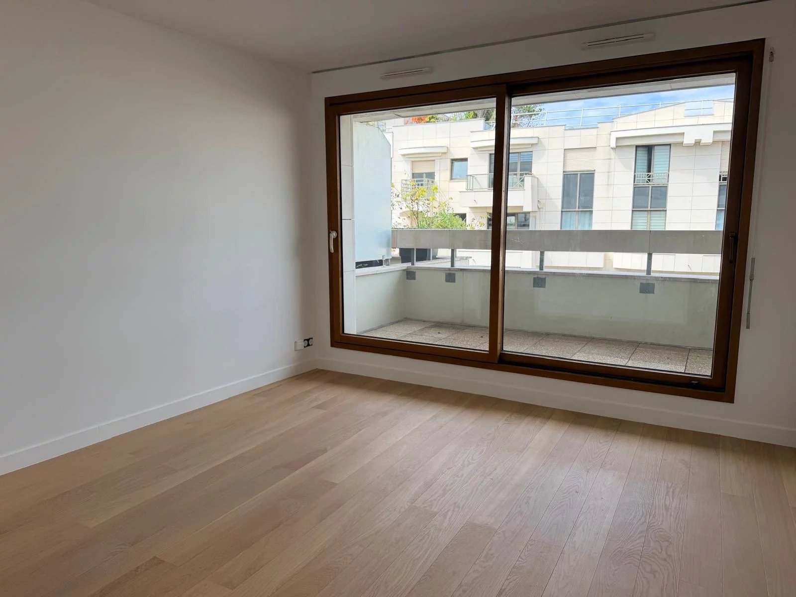 Appartement Levallois-Perret 26.4 m² Ref 87107045 1
