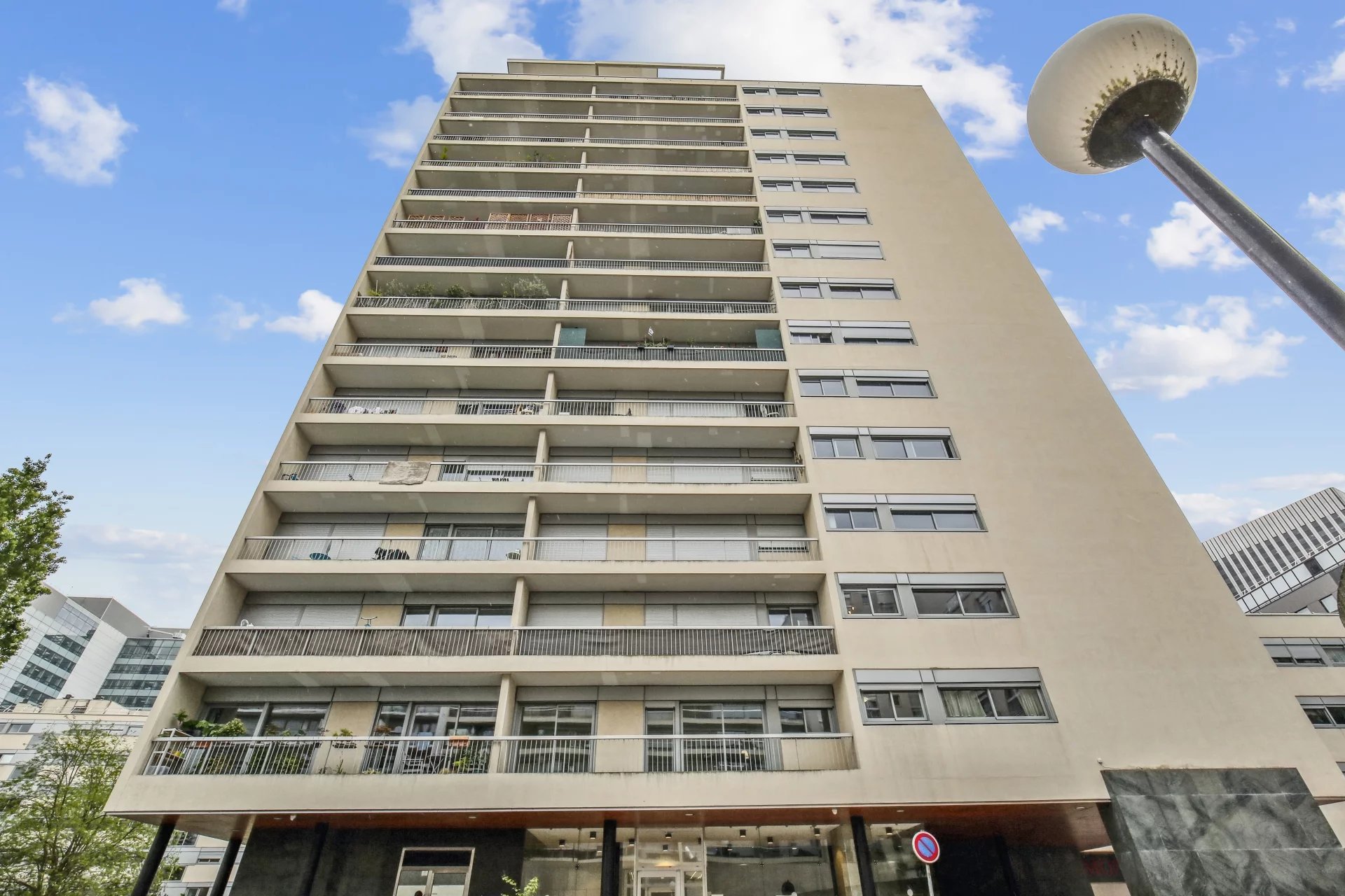 Appartement Courbevoie 47.3 m² Ref 85607890 1