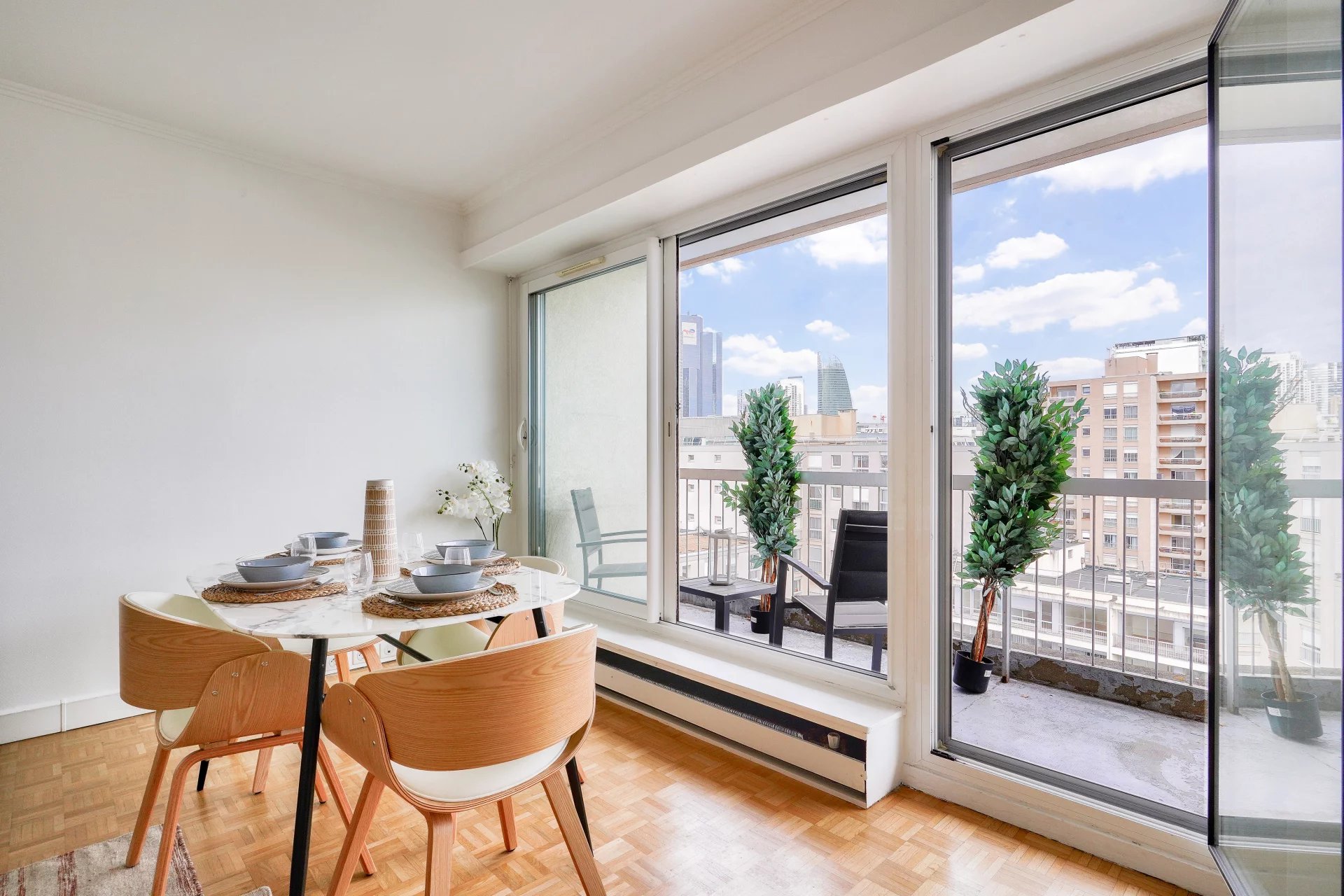 Appartement Courbevoie 68.9 m² Ref 86339285 1
