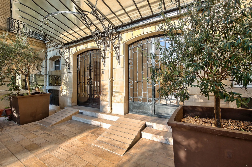 Immeuble Assomption, entrée immeuble