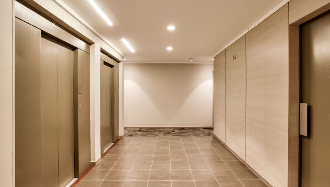 Immeuble Courbevoie Abreuvoir, ascenseurs