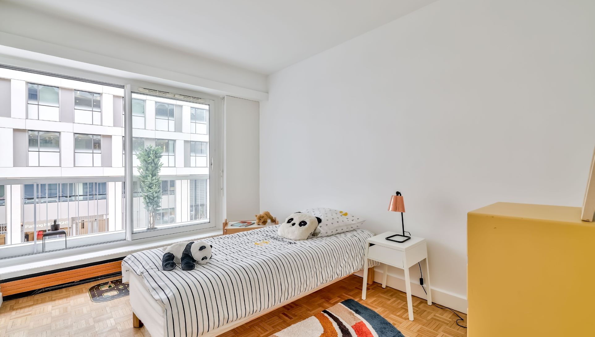 Immeuble Courbevoie Industrie, appartement, chambre enfant
