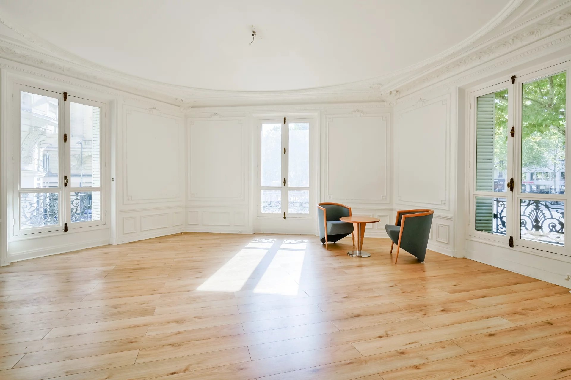 Appartement Paris 17ème 145.00 m² 5 pièces Appartement Paris 17ème 145.00 m² 86209512 3