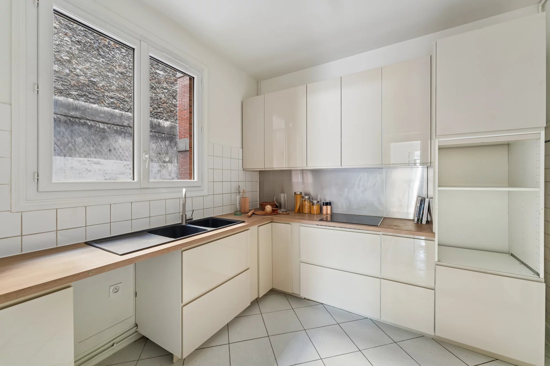 Appartement Neuilly-sur-Seine 108.00 m² 4 pièces Appartement Neuilly-sur-Seine 108.00 m² 87071649 7