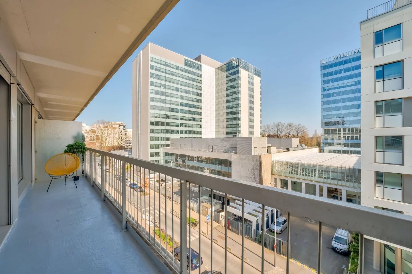 Appartement Courbevoie 87.20 m² 4 pièces Appartement Courbevoie 87.20 m² 85787420 1