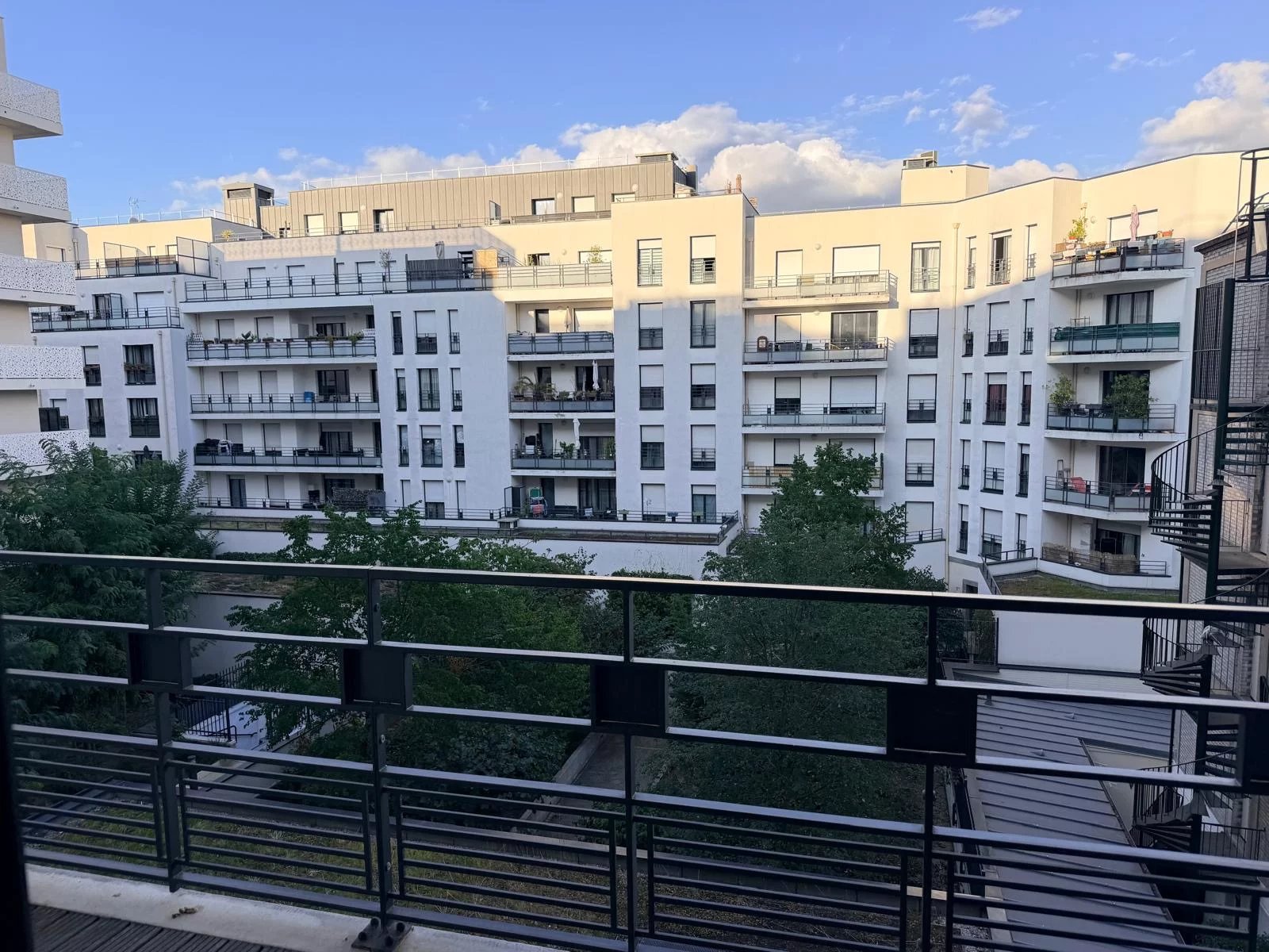 Appartement Neuilly-sur-Seine 110.00 m² 4 pièces Appartement Neuilly-sur-Seine 110.00 m² 87379379 5