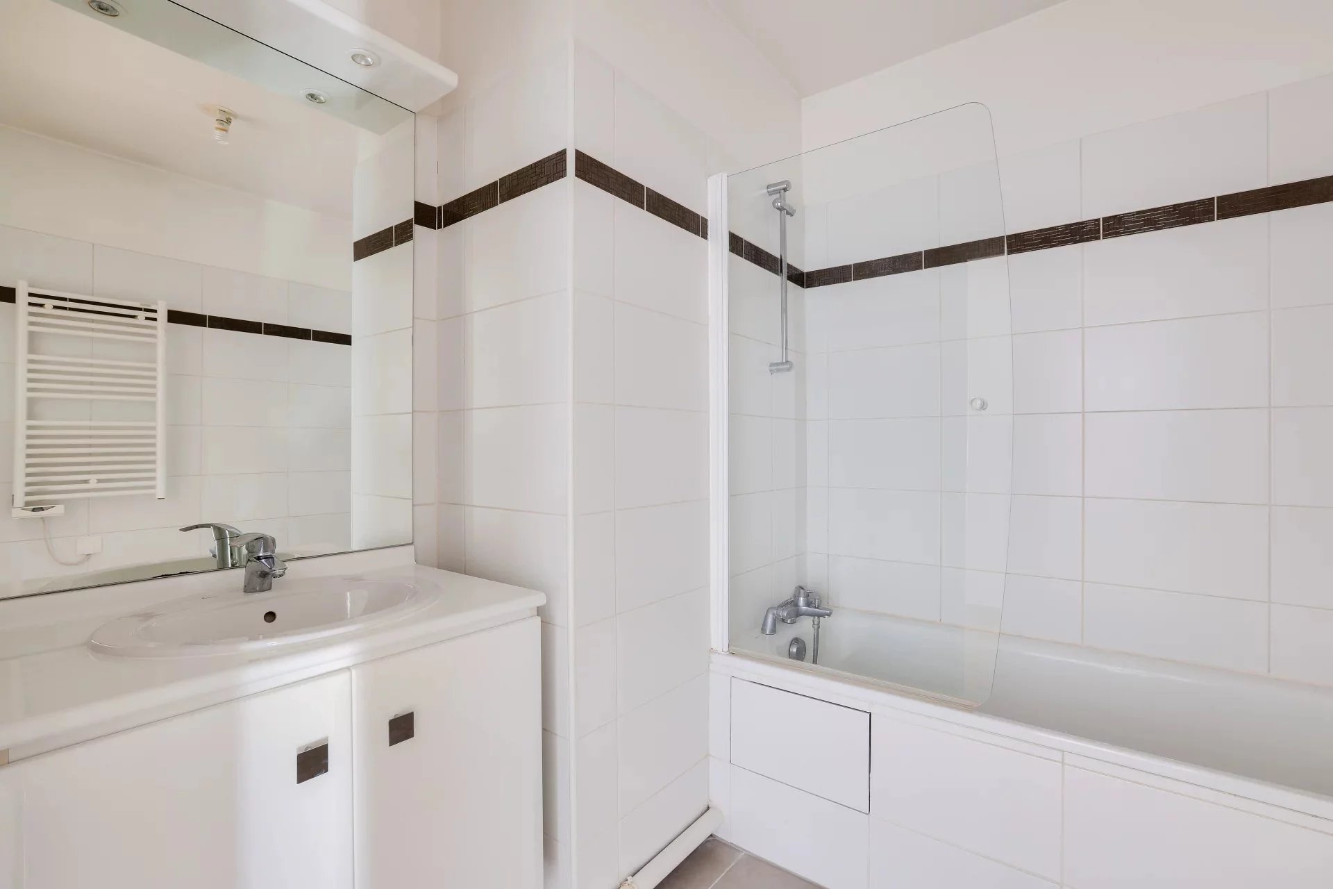 Appartement Issy-les-Moulineaux 67.70 m² 3 pièces Appartement Issy-les-Moulineaux 67.70 m² 86896203 4