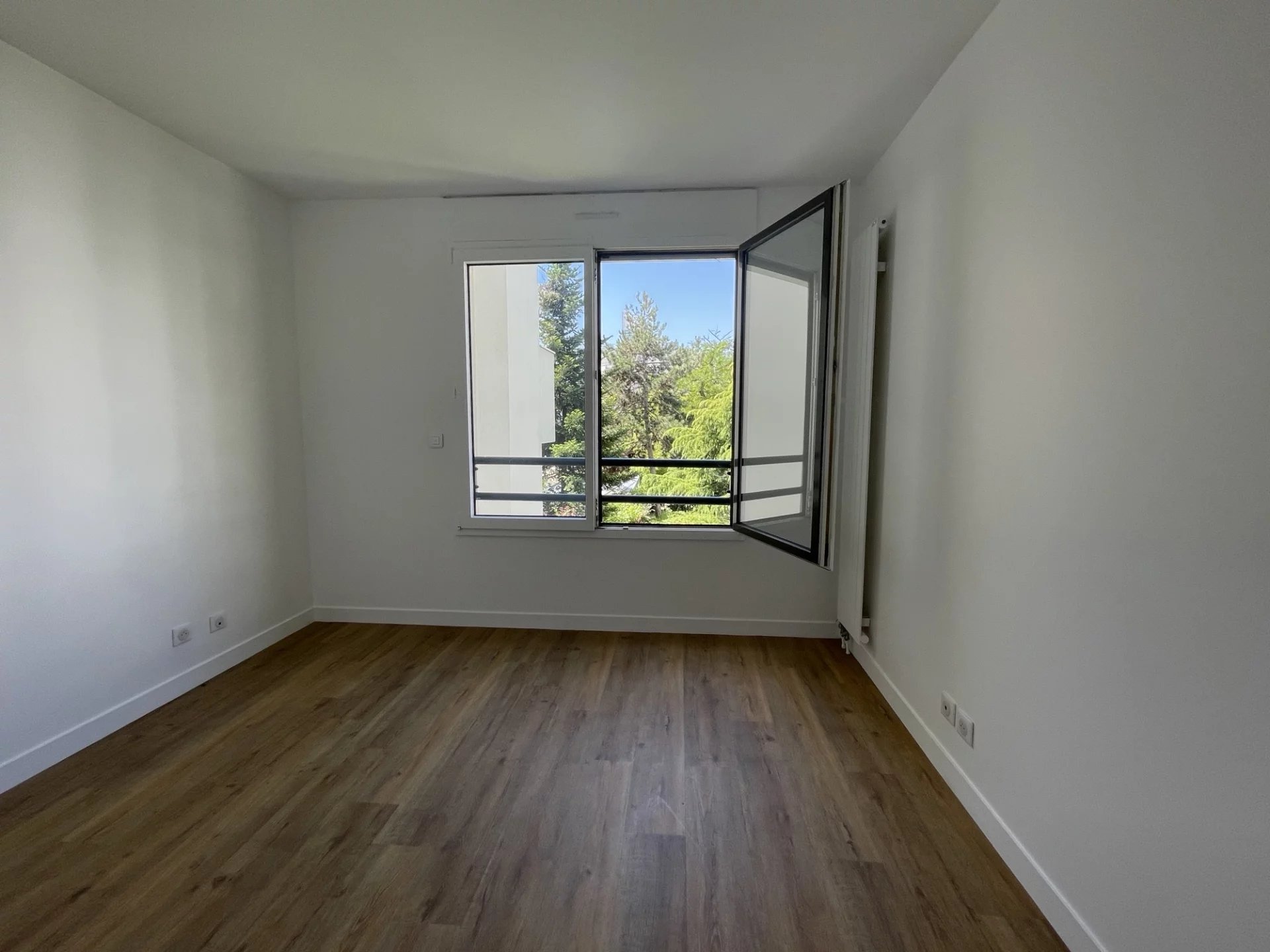 Appartement Courbevoie 93.85 m² 4 pièces Appartement Courbevoie 93.85 m² 86816267 7