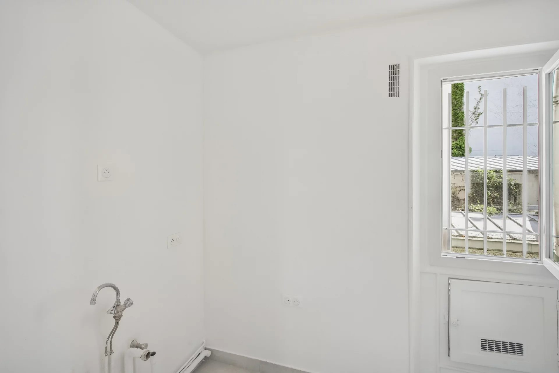 Appartement Paris 14ème 70.00 m² 3 pièces Appartement Paris 14ème 70.00 m² 87151944 4