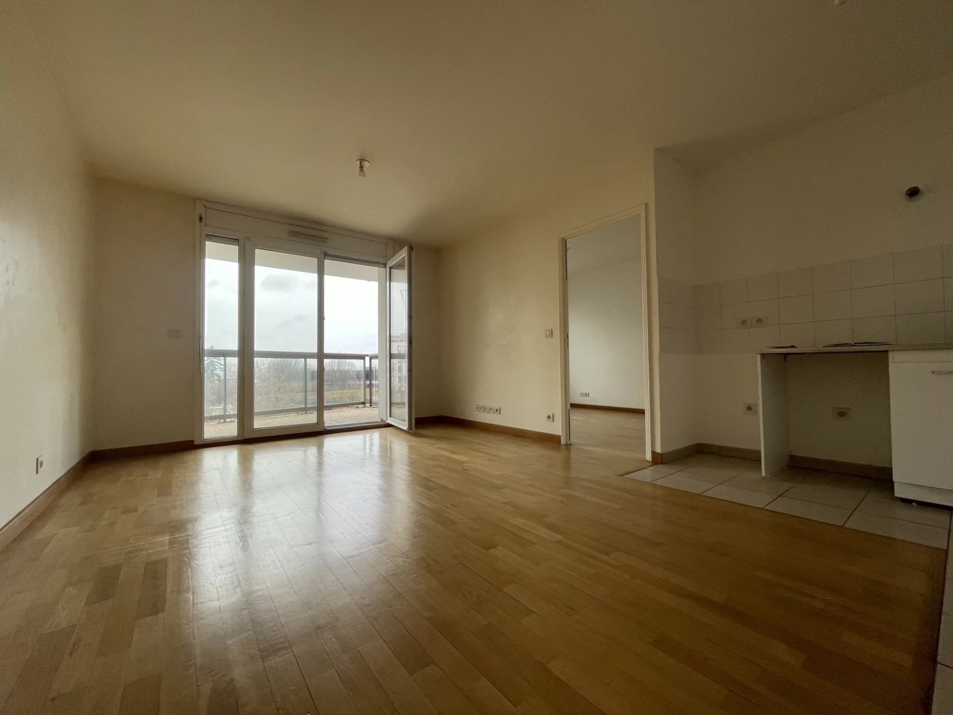Appartement Issy-les-Moulineaux 42.00 m² 2 pièces Appartement Issy-les-Moulineaux 42.00 m² 86640042 5