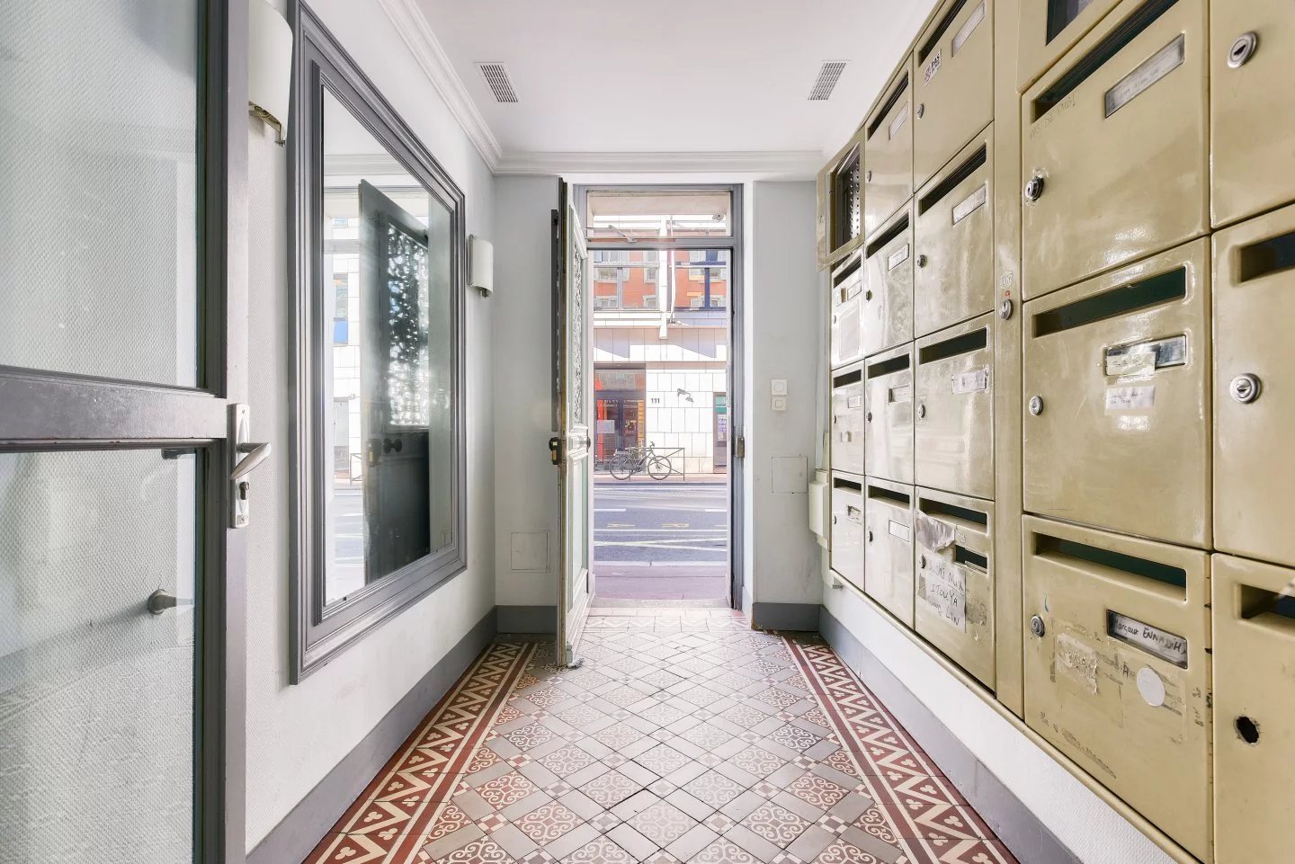 Appartement Levallois-Perret 19.81 m² 1 pièce Appartement Levallois-Perret 19.81 m² 85101764 2