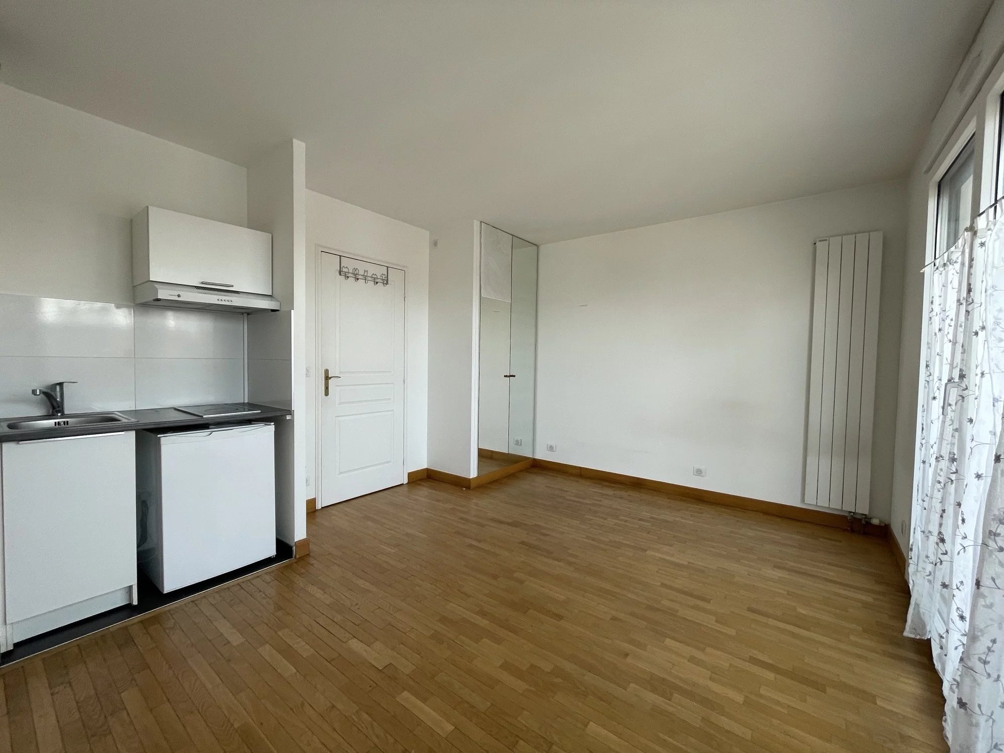 Appartement Courbevoie 24.20 m² 1 pièce Appartement Courbevoie 24.20 m² 87220524 3