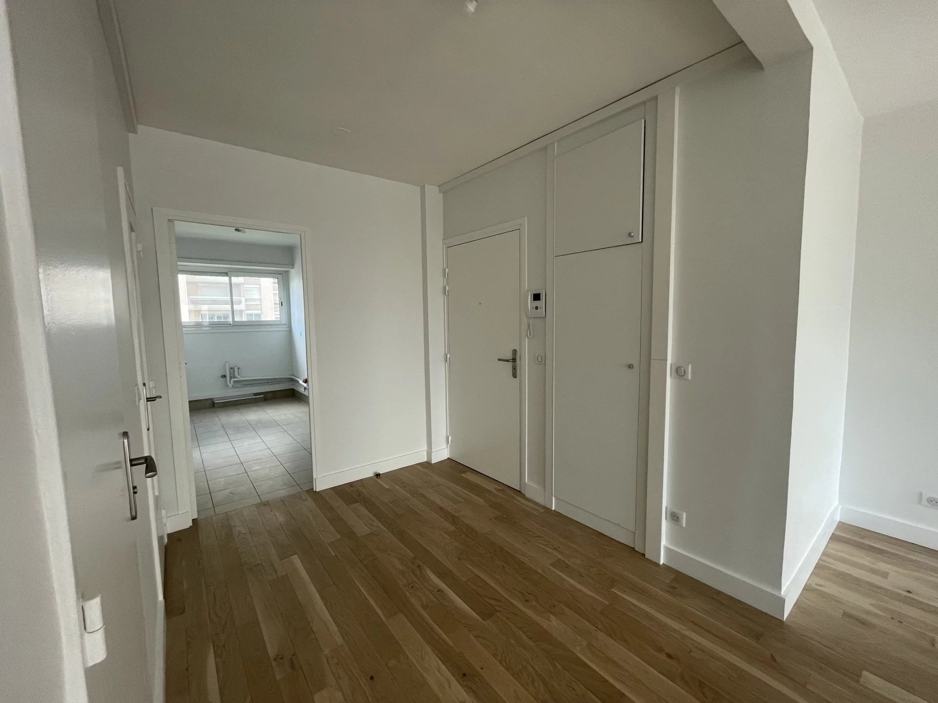 Appartement Courbevoie 63.80 m² 3 pièces Appartement Courbevoie 63.80 m² 85824335 5