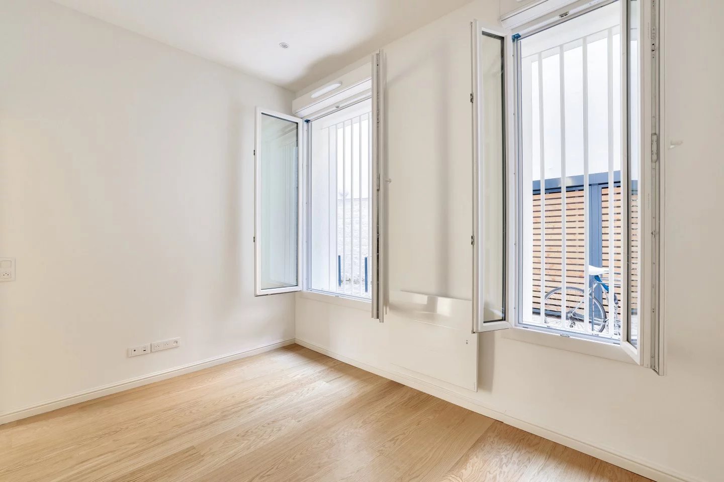 Appartement Paris 20ème 41.80 m² 3 pièces Appartement Paris 20ème 41.80 m² 85633732 8