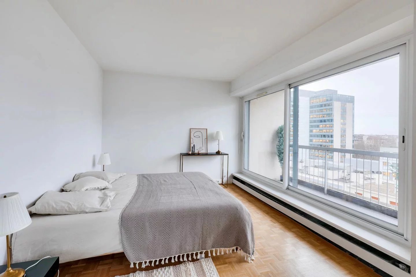 Appartement Courbevoie 70.00 m² 3 pièces Appartement Courbevoie 70.00 m² 85697546 4