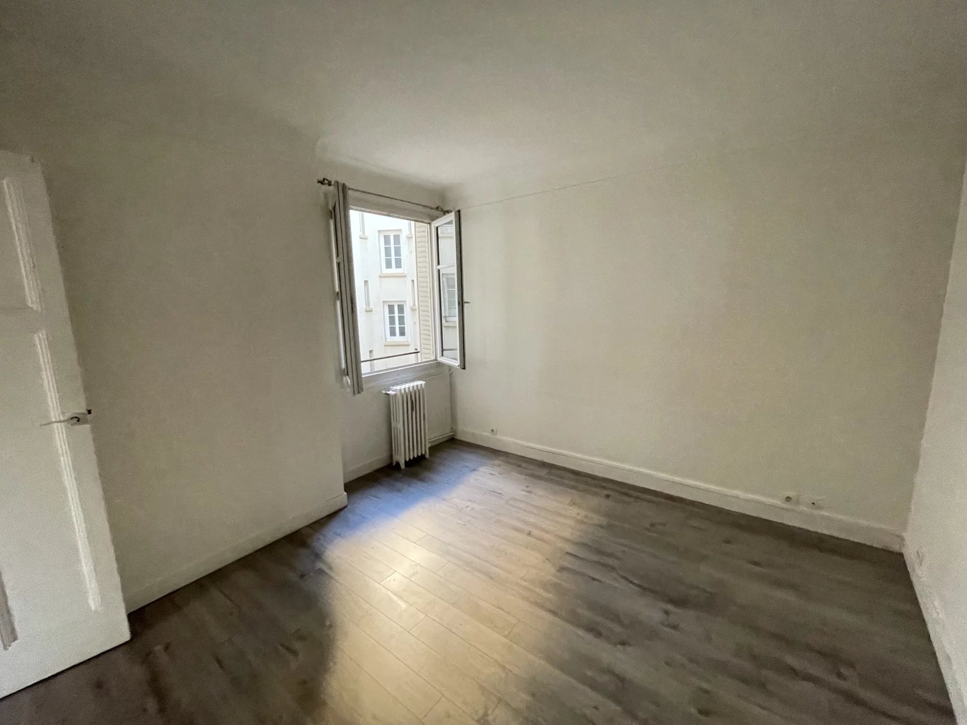 Appartement Paris 17ème 34.80 m² 2 pièces Appartement Paris 17ème 34.80 m² 85587942 5