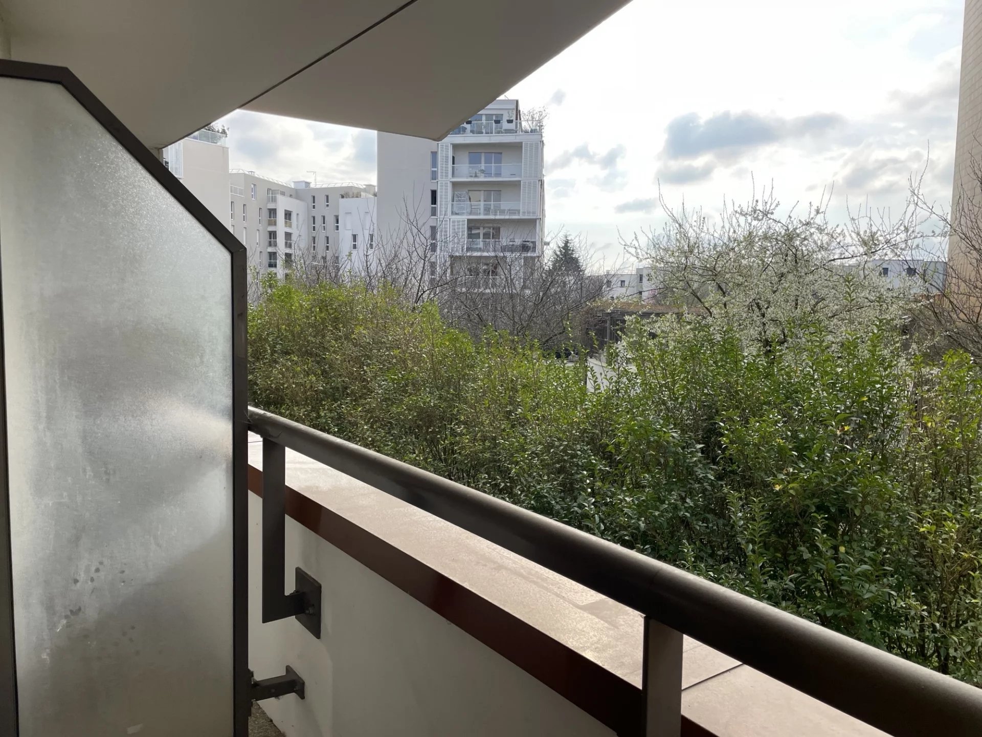 Appartement Issy-les-Moulineaux 42.70 m² 2 pièces Appartement Issy-les-Moulineaux 42.70 m² 85715994 3