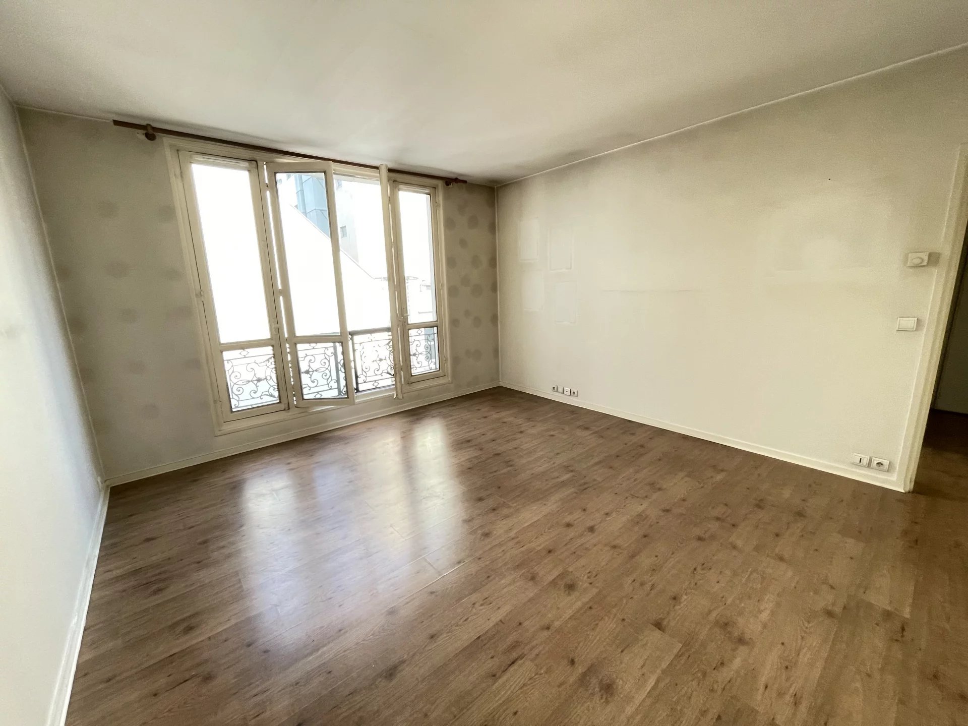 Appartement Paris 8ème 42.90 m² 2 pièces Appartement Paris 8ème 42.90 m² 85361419 3