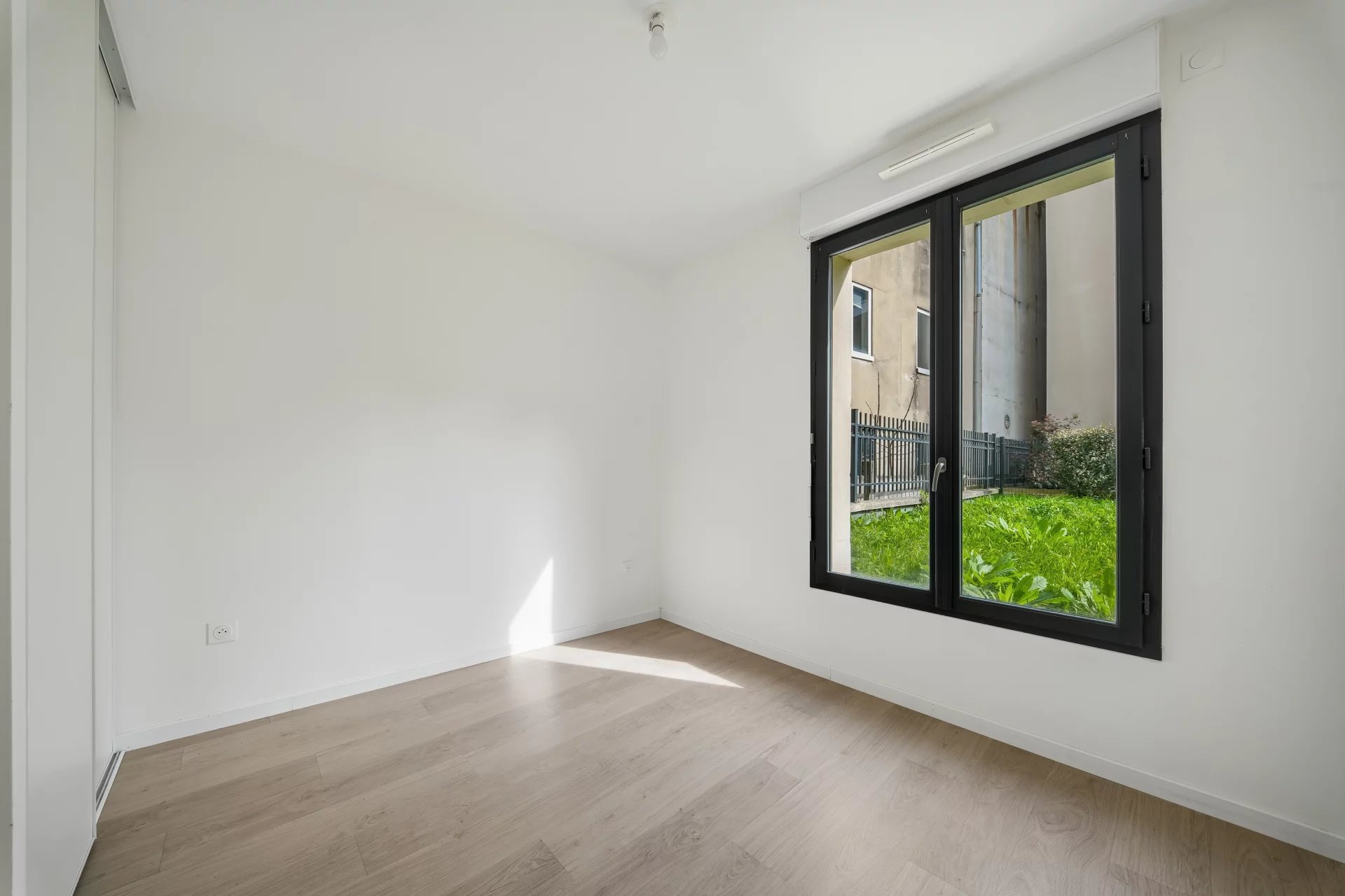 Appartement Clamart 93.05 m² 5 pièces Appartement Clamart 93.05 m² 87014755 4