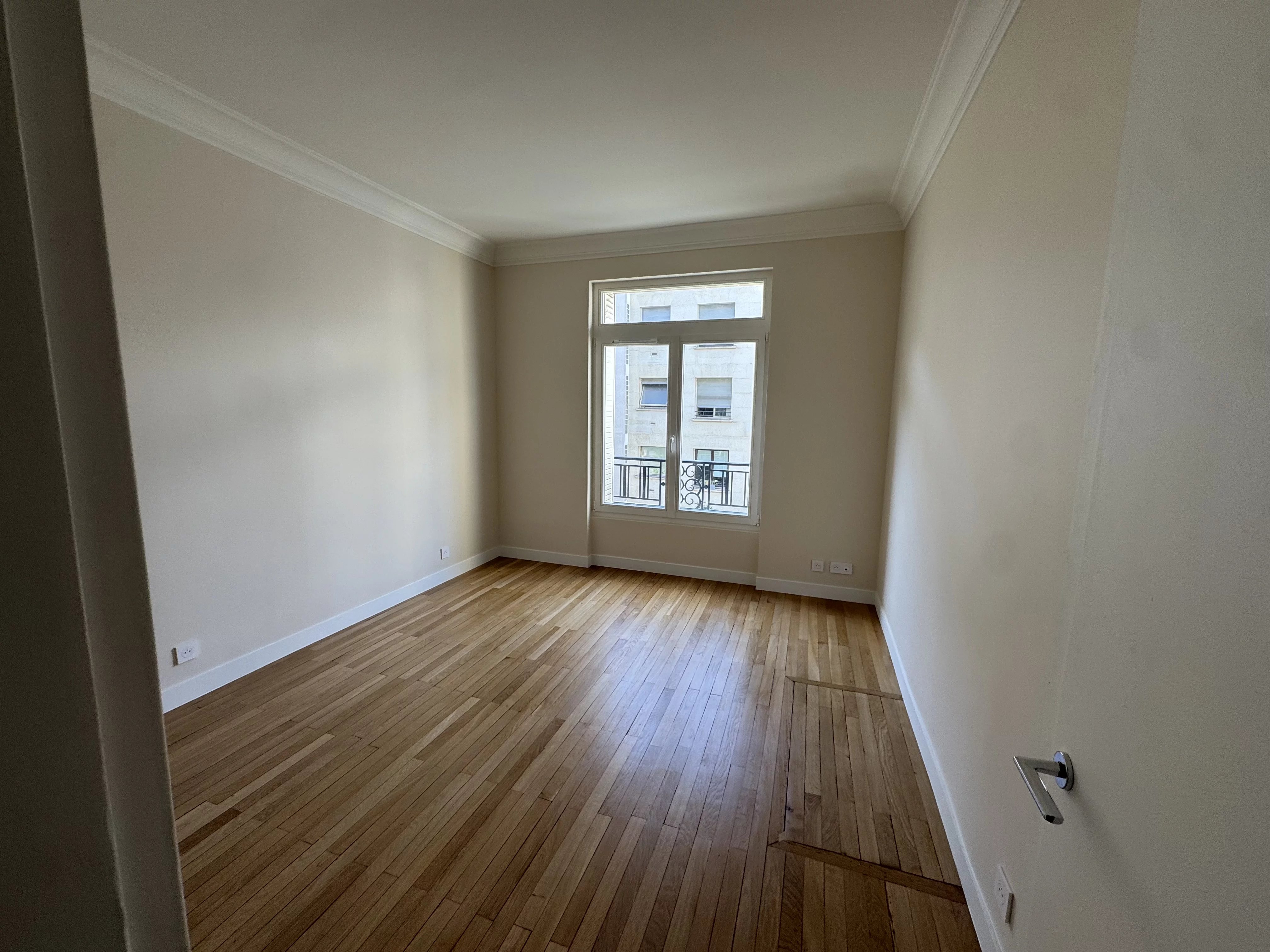 Appartement Neuilly-sur-Seine 106.00 m² 5 pièces Appartement Neuilly-sur-Seine 106.00 m² 87313996 4