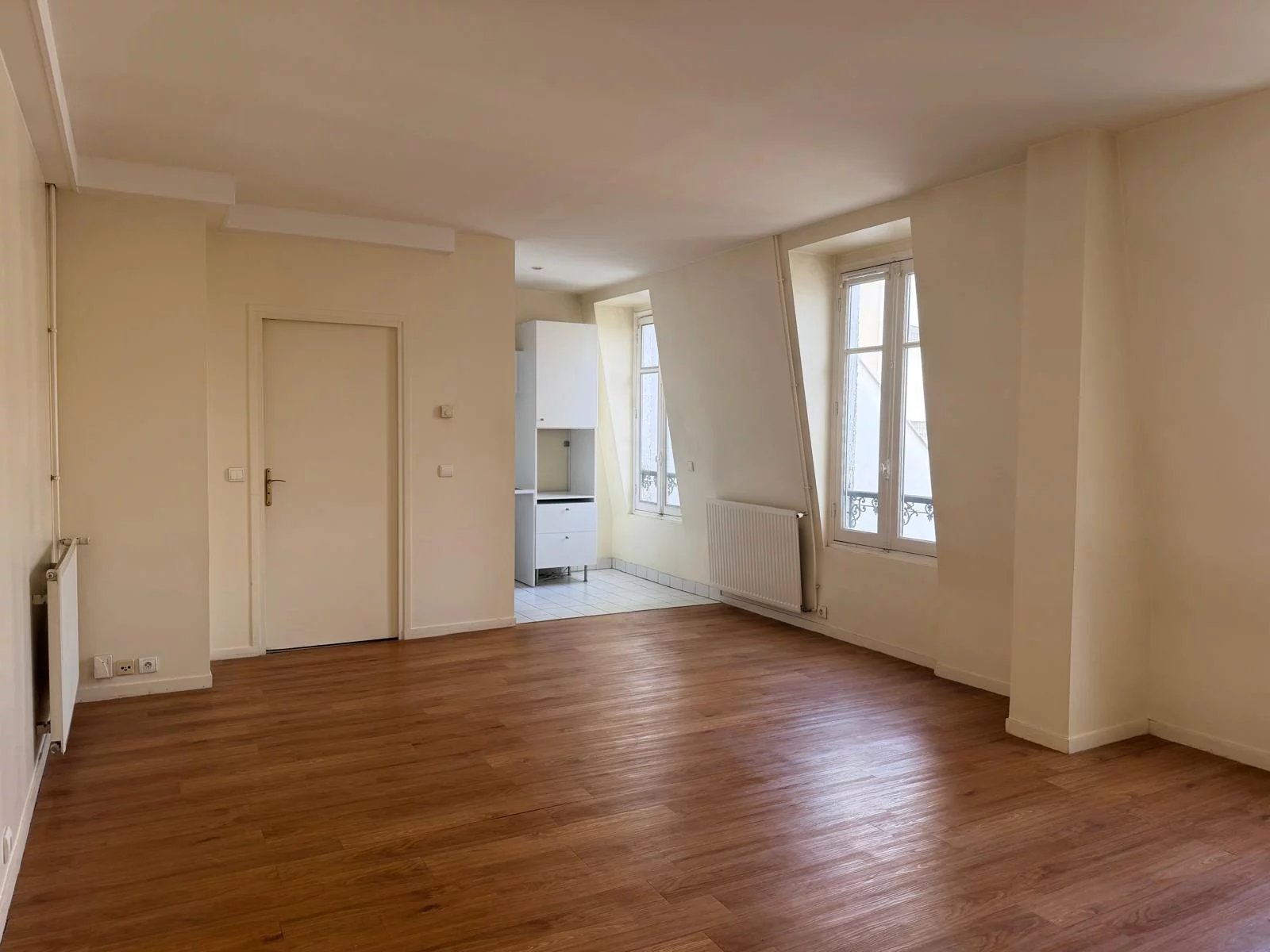 Appartement Paris 8ème 40.20 m² 1 pièce Appartement Paris 8ème 40.20 m² 84086463 3