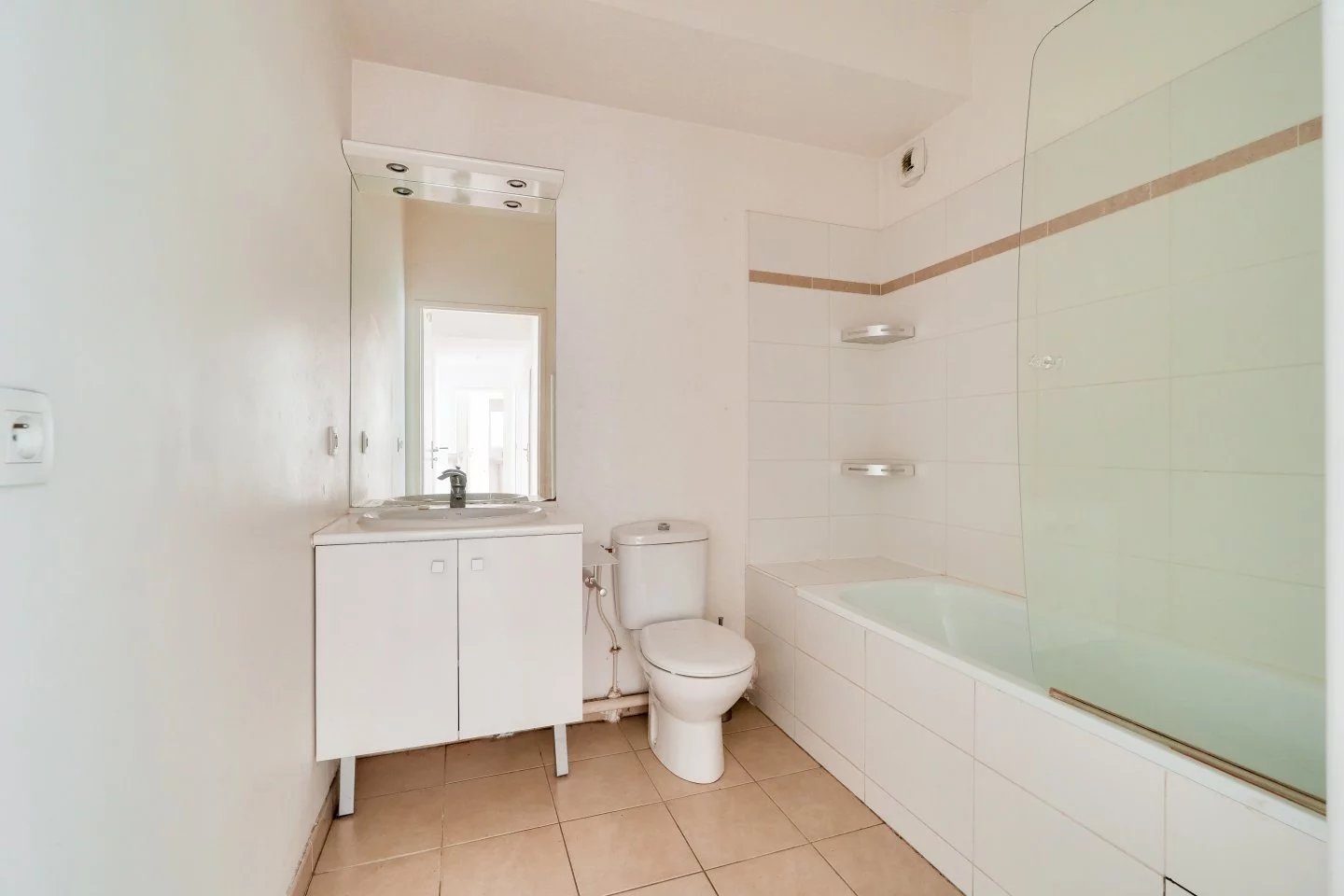 Appartement Asnières-sur-Seine 99.20 m² 5 pièces Appartement Asnières-sur-Seine 99.20 m² 85466179 7