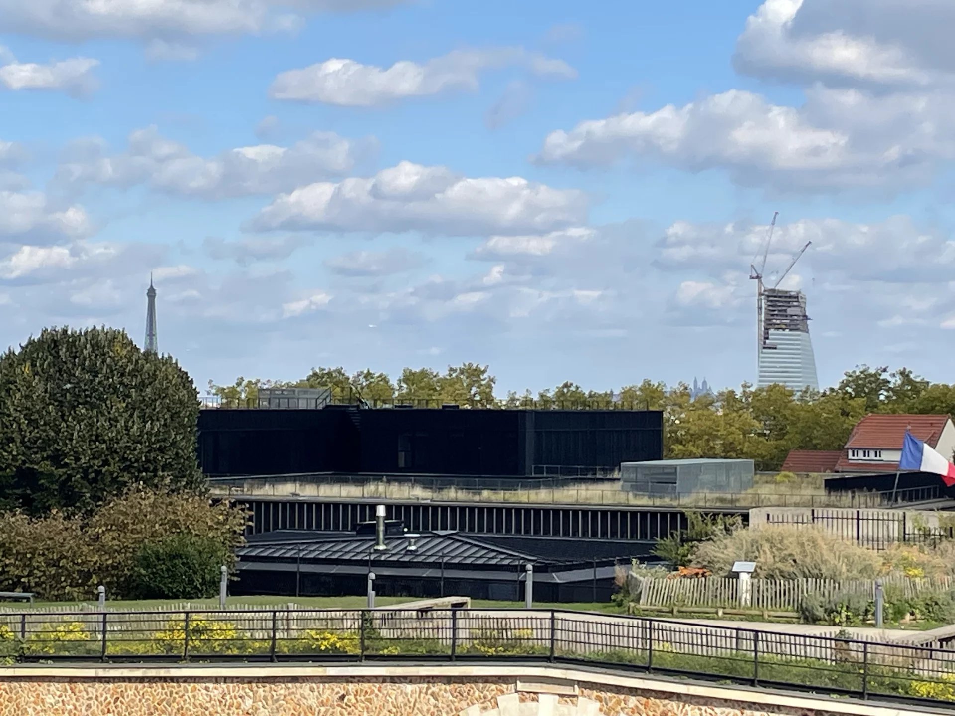 Appartement Issy-les-Moulineaux 42.00 m² 2 pièces Appartement Issy-les-Moulineaux 42.00 m² 86640042 2