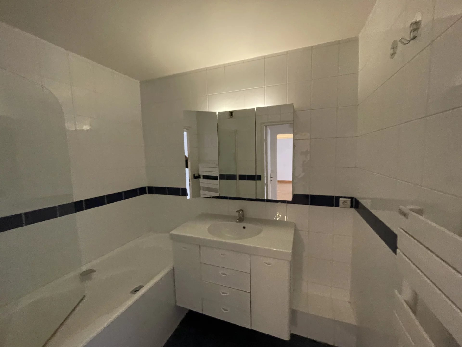 Appartement Courbevoie 48.55 m² 2 pièces Appartement Courbevoie 48.55 m² 86748306 6