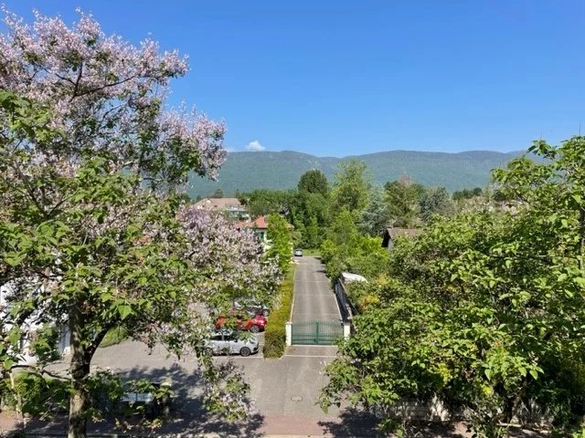 Appartement Divonne-les-Bains 157.72 m² 5 pièces Appartement Divonne-les-Bains 157.72 m² 7546564 11