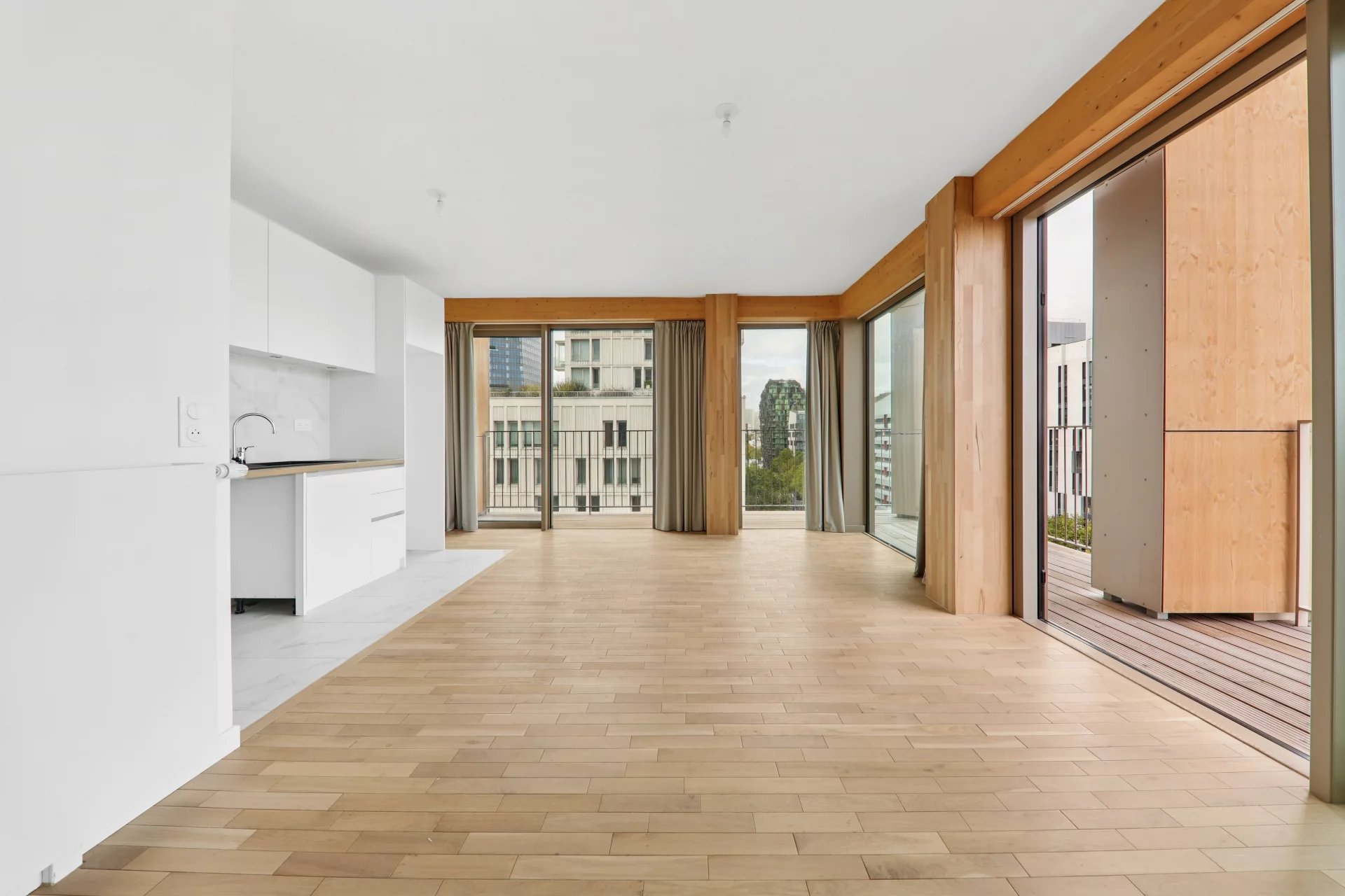 Appartement Paris 13ème 101.40 m² 5 pièces Appartement Paris 13ème 101.40 m² 86384475 2