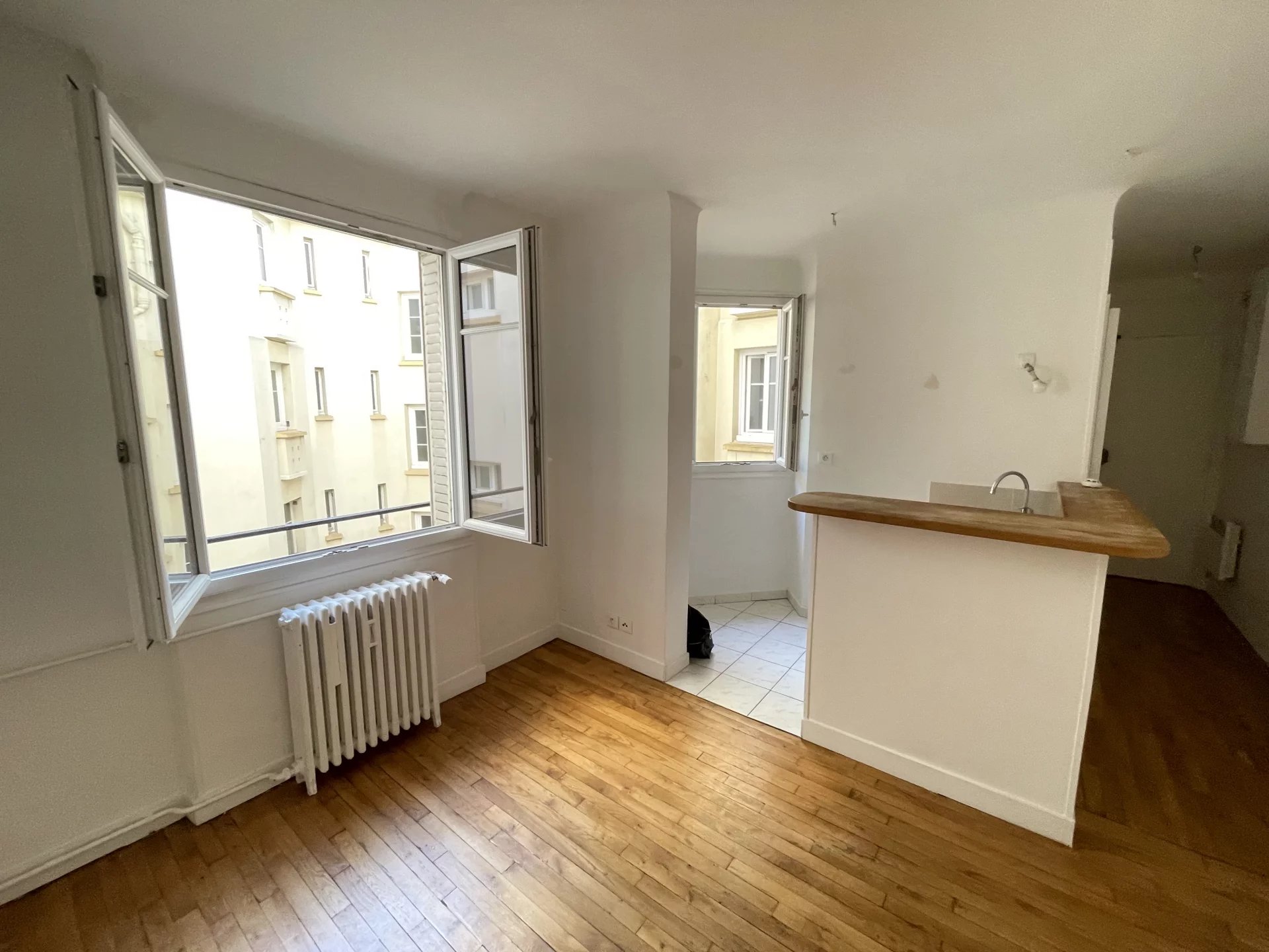 Appartement Paris 17ème 32.90 m² 2 pièces Appartement Paris 17ème 32.90 m² 86438655 3