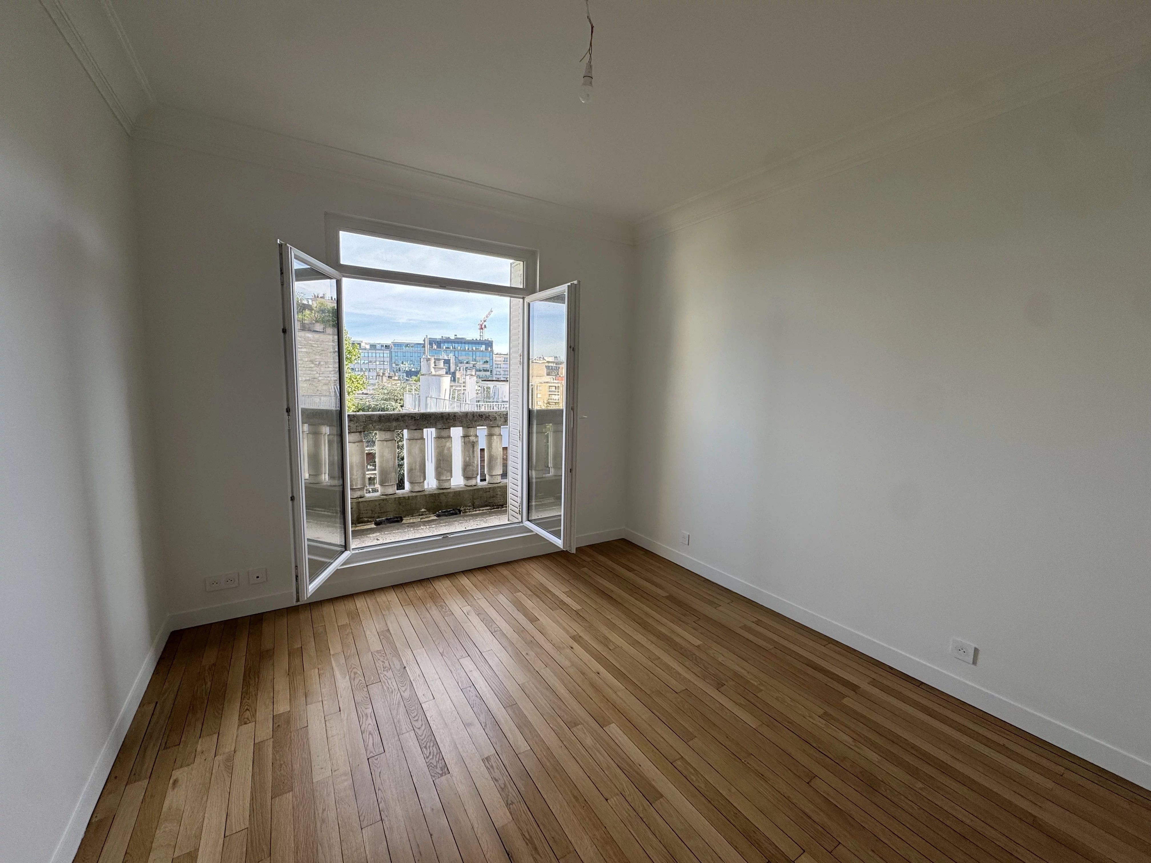 Appartement Neuilly-sur-Seine 106.00 m² 4 pièces Appartement Neuilly-sur-Seine 106.00 m² 87312191 3
