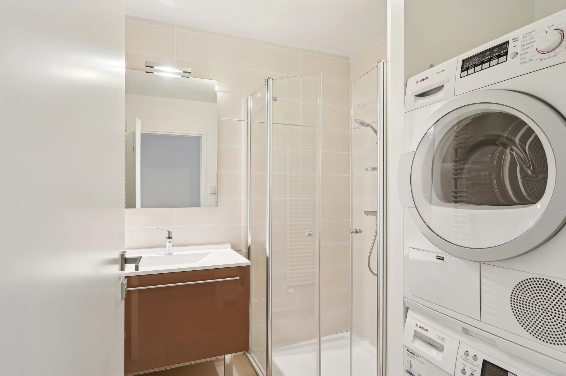 Appartement Divonne-les-Bains 121.00 m² 4 pièces Appartement Divonne-les-Bains 121.00 m² 85034502 10