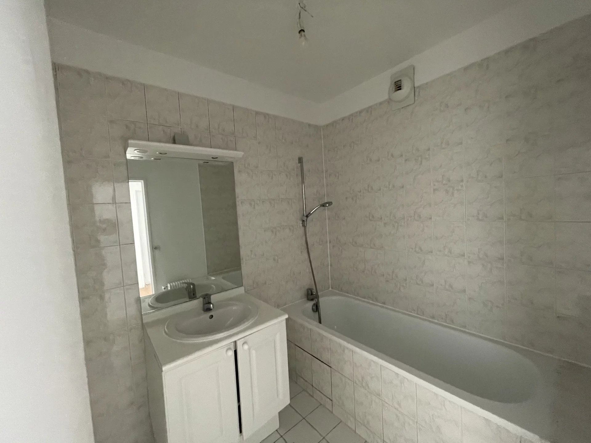 Appartement Courbevoie 62.20 m² 3 pièces Appartement Courbevoie 62.20 m² 86899834 5