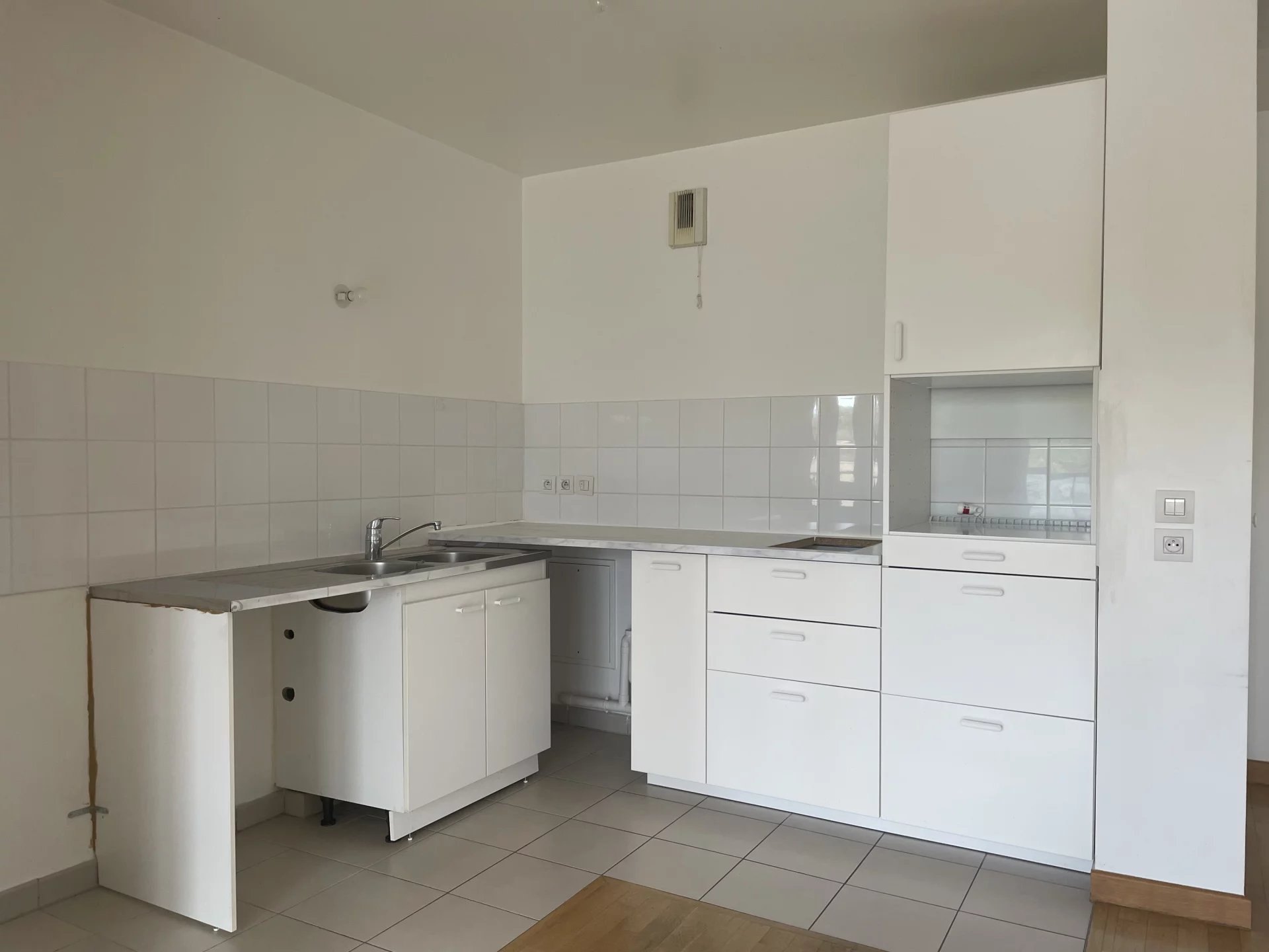 Appartement Issy-les-Moulineaux 42.00 m² 2 pièces Appartement Issy-les-Moulineaux 42.00 m² 86361950 4