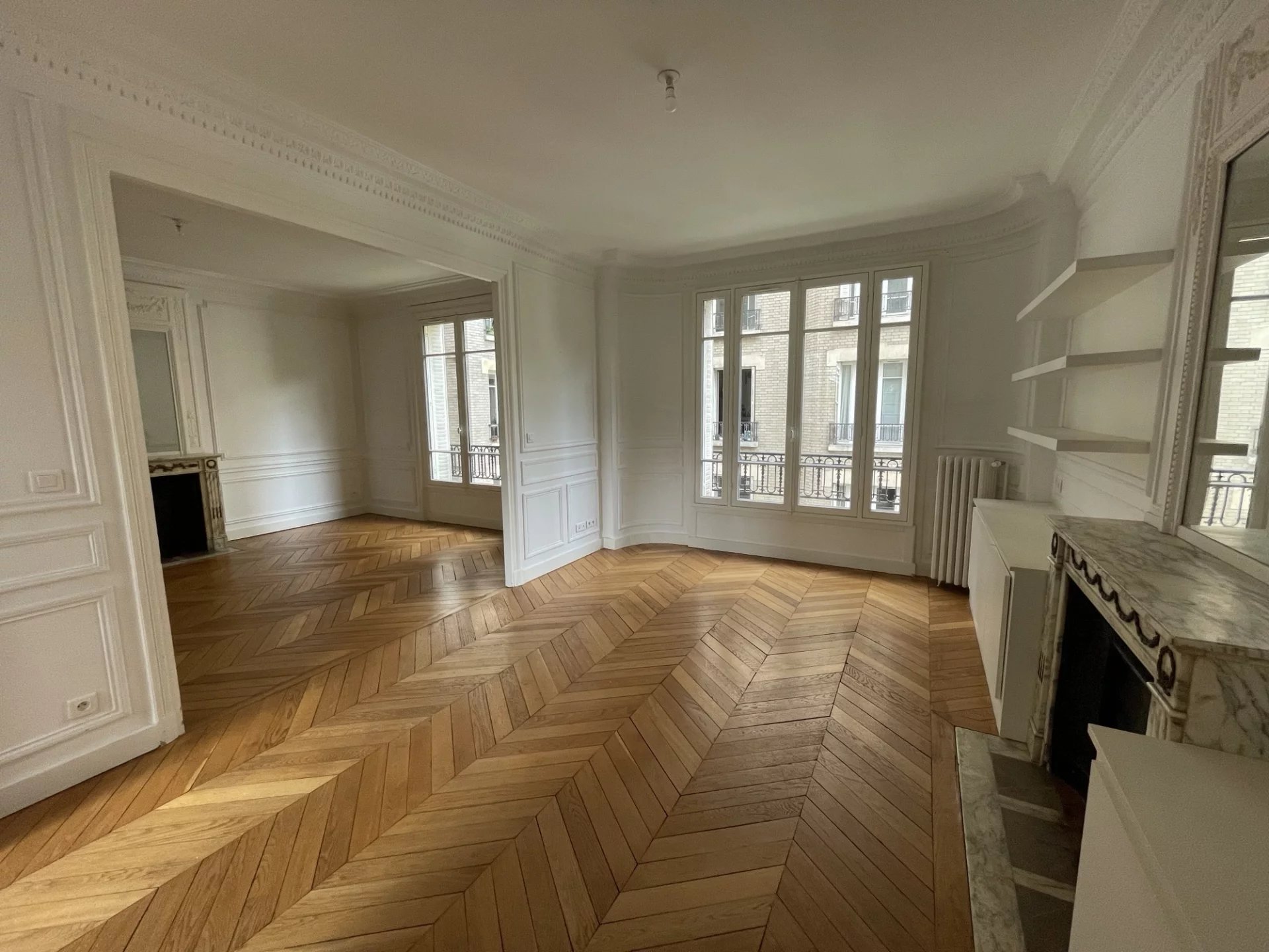 Appartement Paris 16ème 148.10 m² 5 pièces Appartement Paris 16ème 148.10 m² 7548397 4