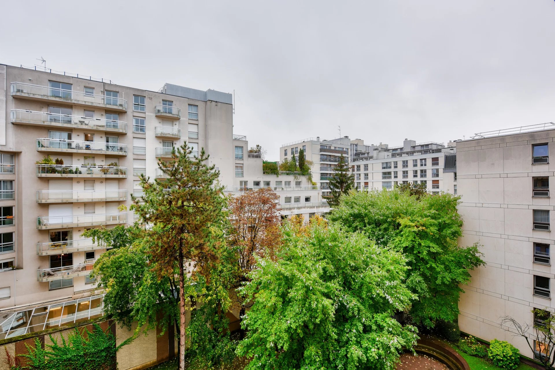 Appartement Paris 15ème 77.60 m² 3 pièces Appartement Paris 15ème 77.60 m² 85504276 4