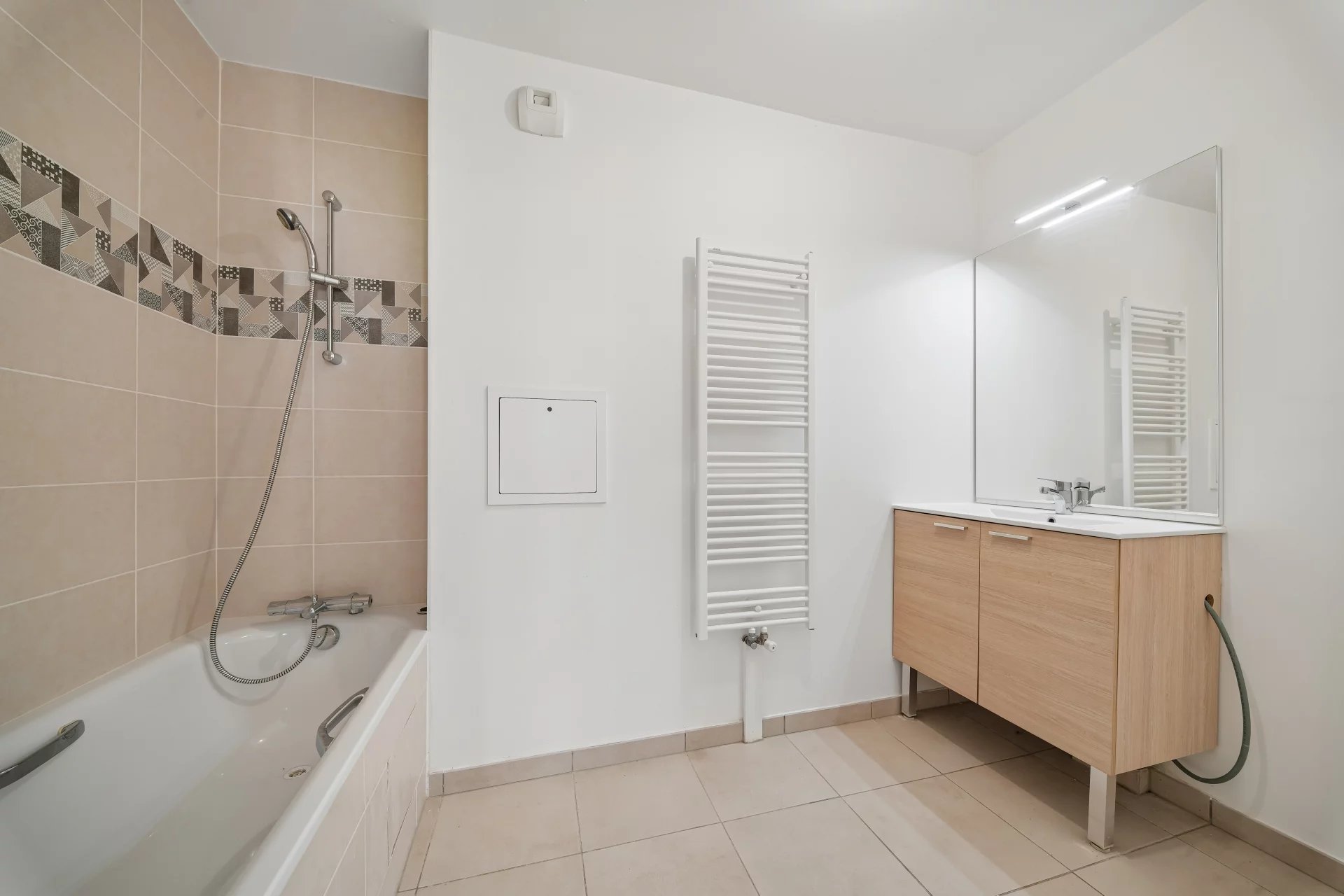 Appartement Clamart 93.05 m² 5 pièces Appartement Clamart 93.05 m² 87014755 5