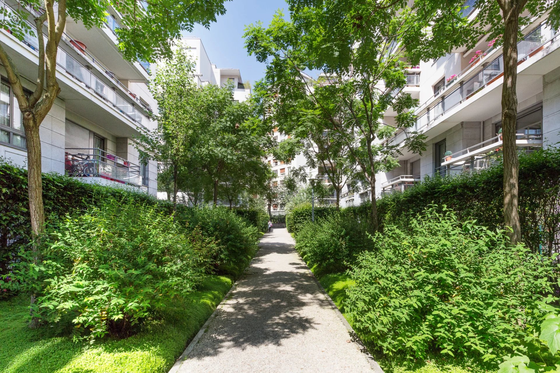 Appartement Paris 15ème 93.08 m² 4 pièces Appartement Paris 15ème 93.08 m² 86491849 2