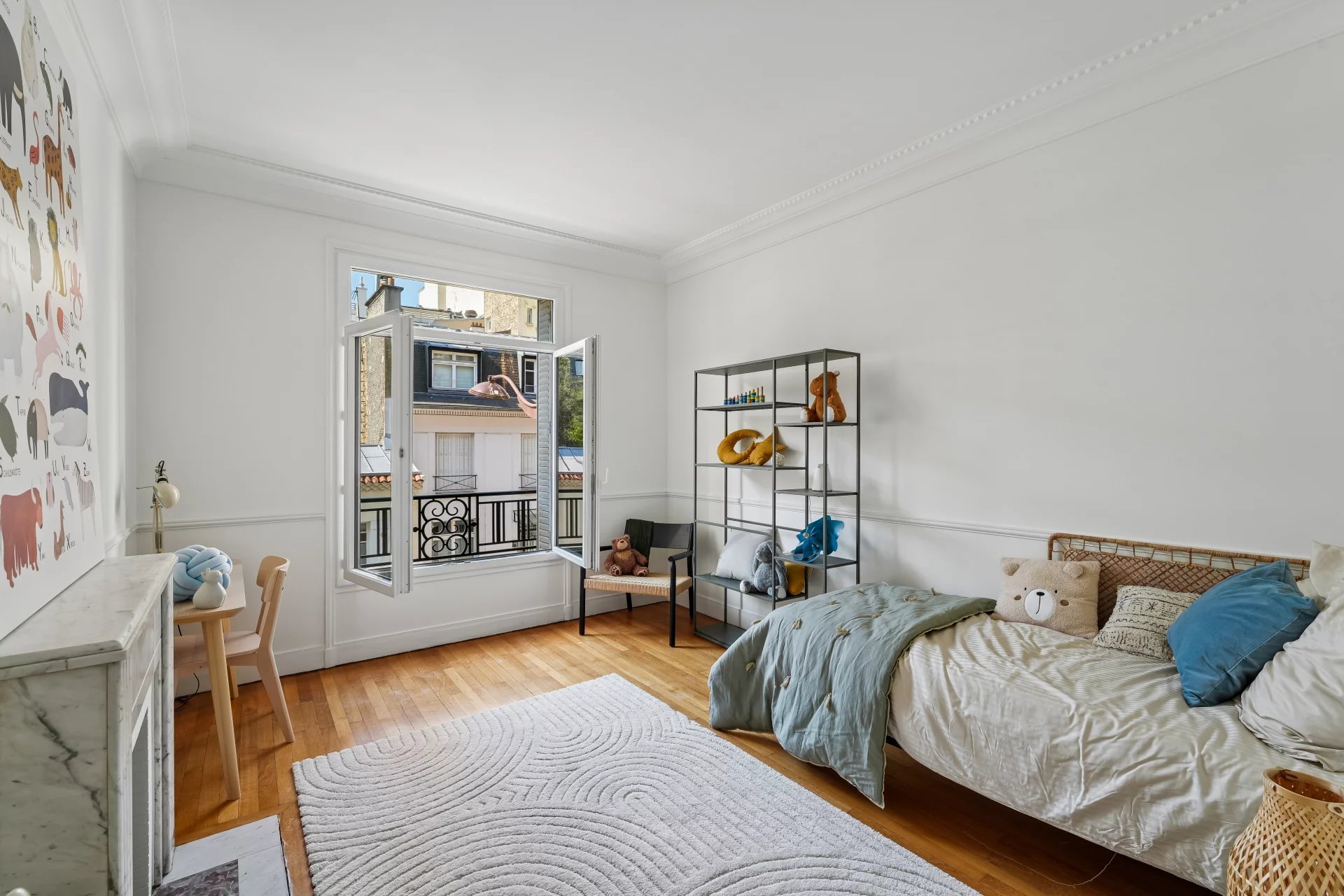 Appartement Neuilly-sur-Seine 108.00 m² 4 pièces Appartement Neuilly-sur-Seine 108.00 m² 87071649 8