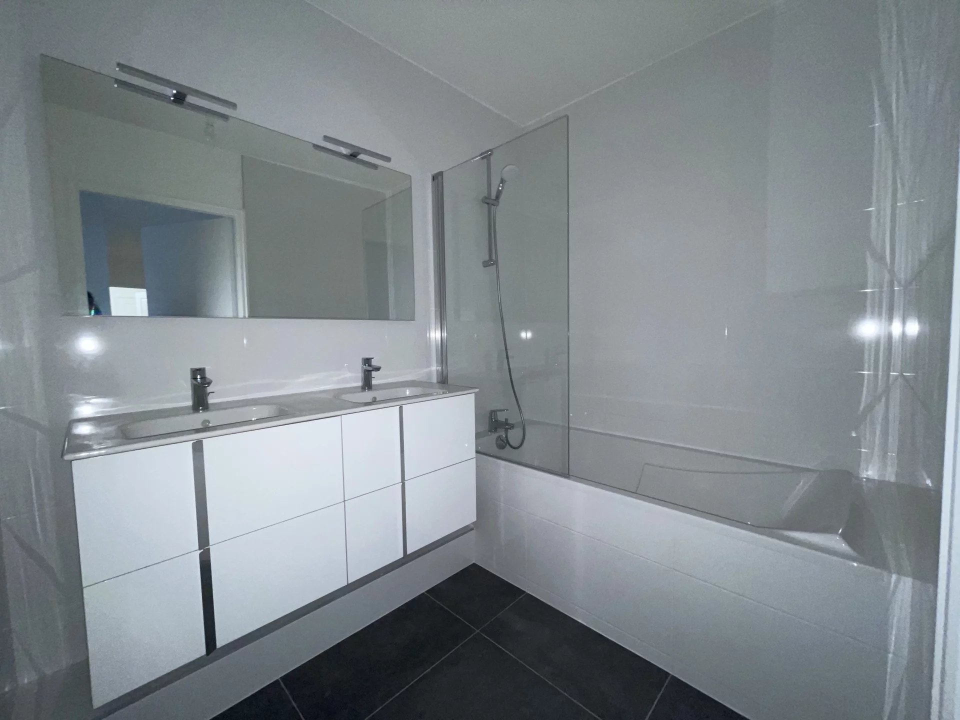 Appartement Courbevoie 93.85 m² 4 pièces Appartement Courbevoie 93.85 m² 86816267 10