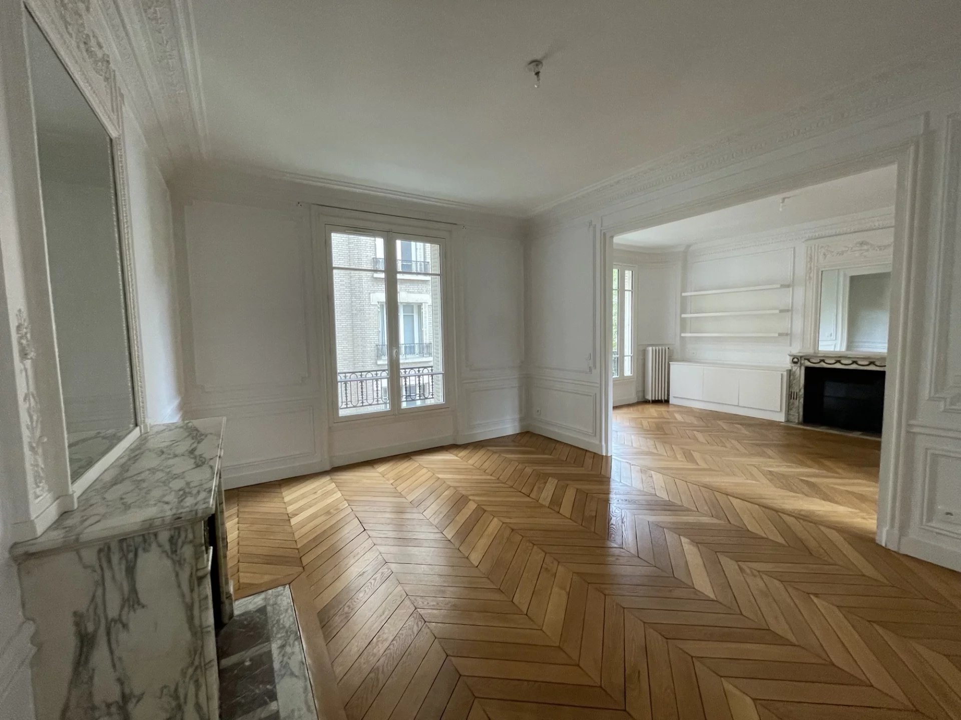 Appartement Paris 16ème 148.10 m² 5 pièces Appartement Paris 16ème 148.10 m² 7548397 3