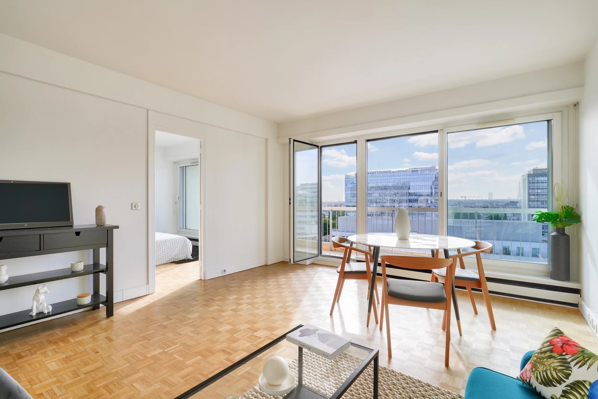 Appartement Courbevoie 69.90 m² 3 pièces Appartement Courbevoie 69.90 m² 86219682 1