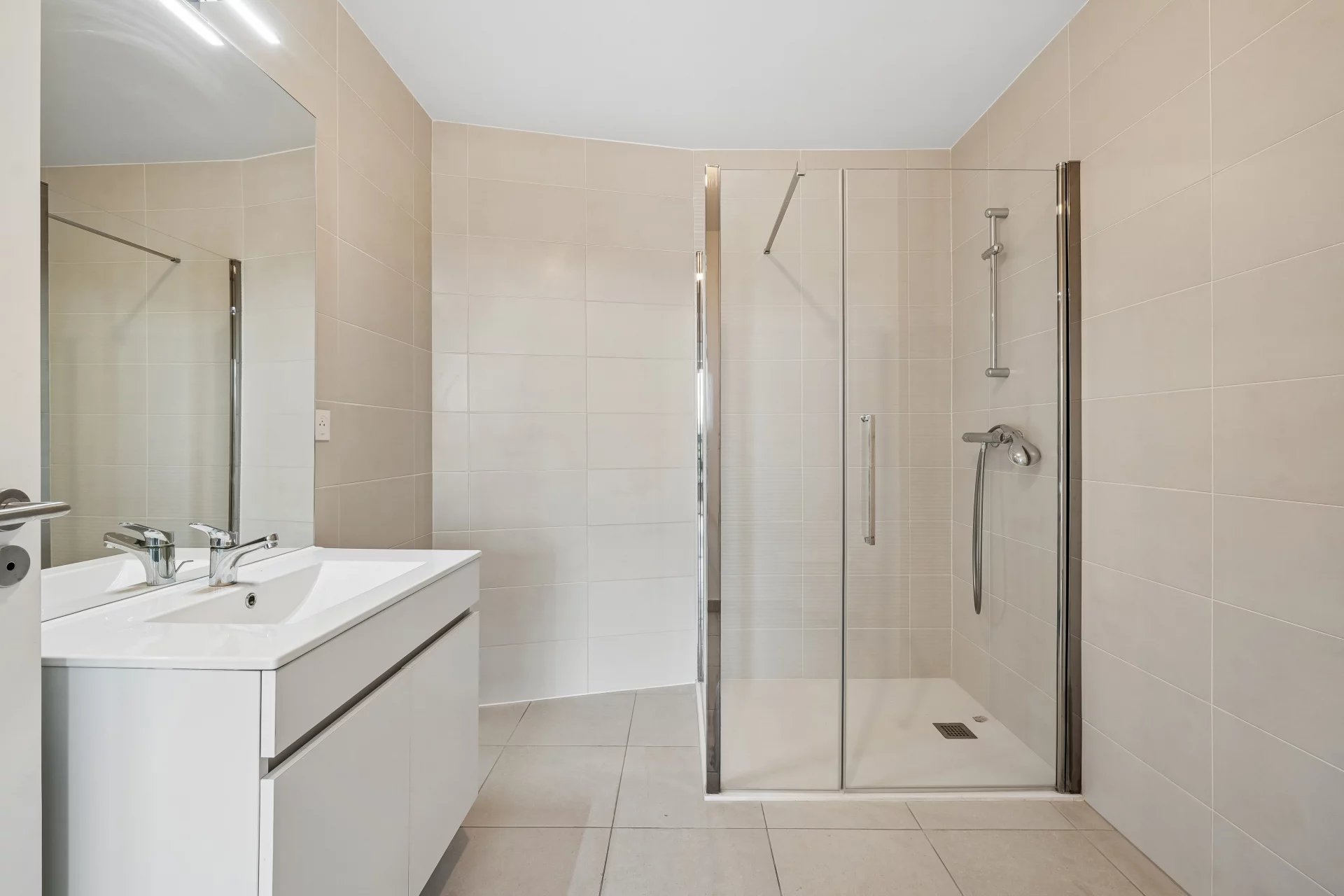 Appartement Paris 13ème 58.90 m² 3 pièces Appartement Paris 13ème 58.90 m² 87133229 11