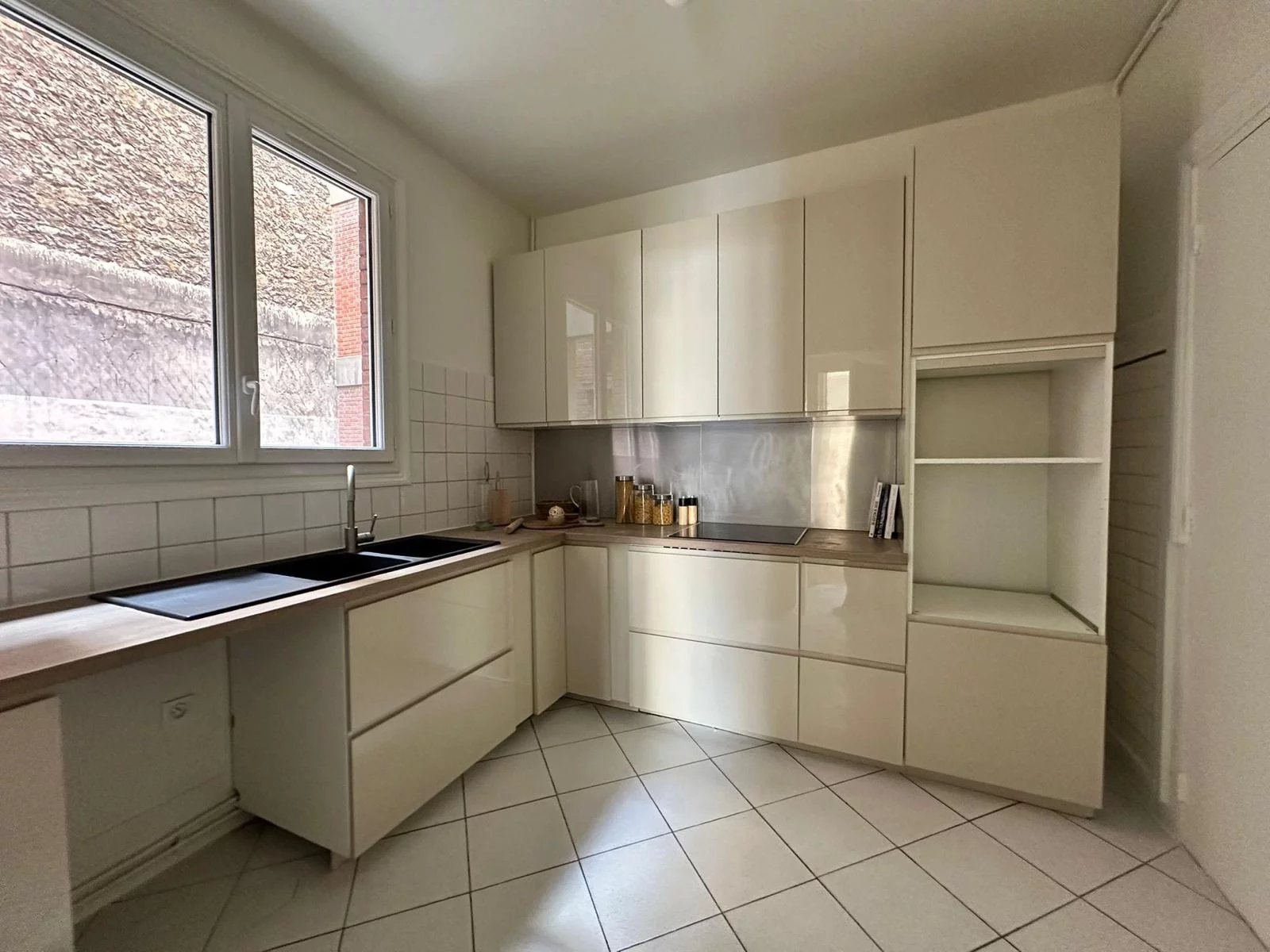 Appartement Neuilly-sur-Seine 108.00 m² 4 pièces Appartement Neuilly-sur-Seine 108.00 m² 87071649 6