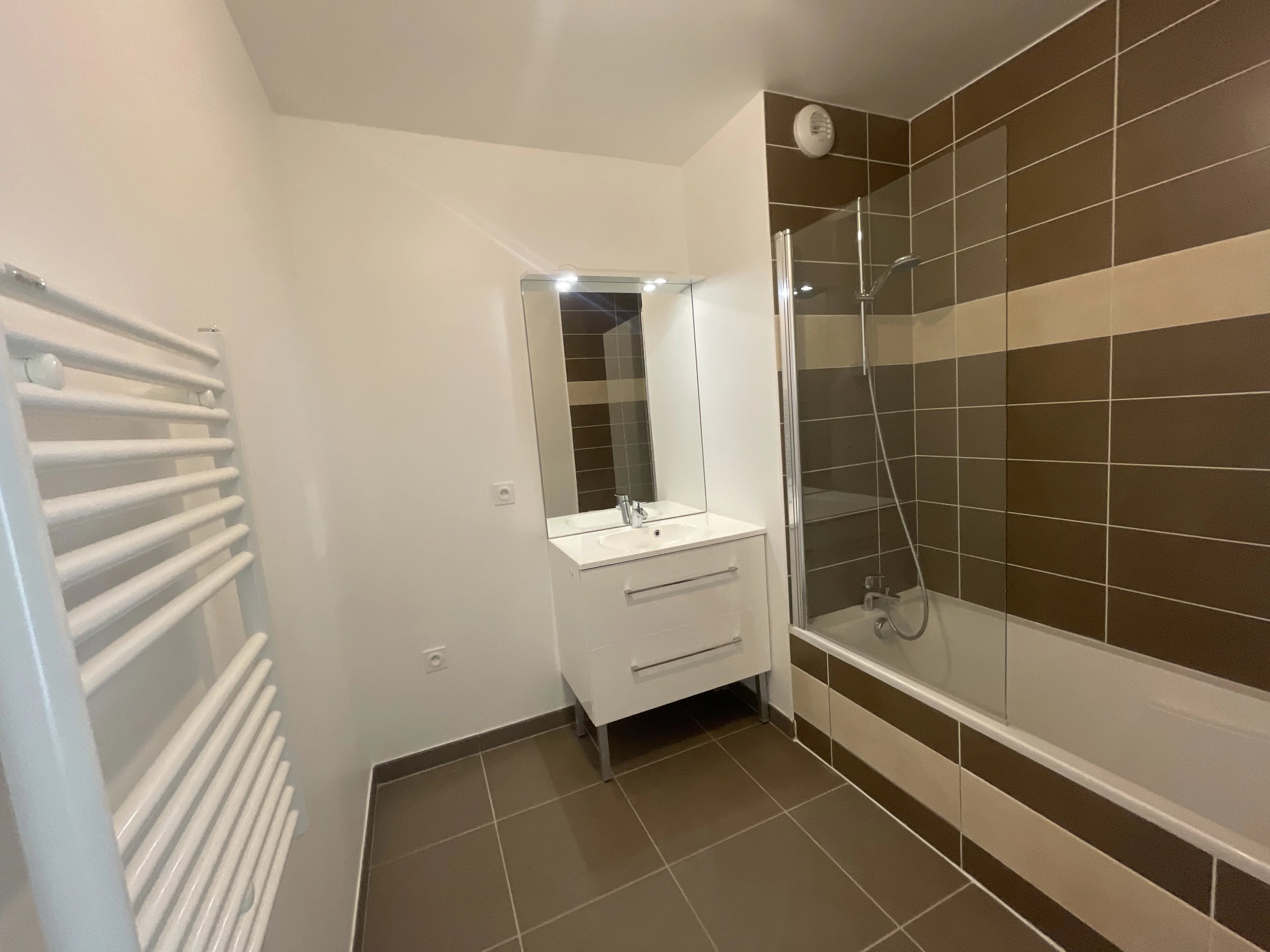 Appartement Gex 65.09 m² 3 pièces Appartement Gex 65.09 m² 87322851 5