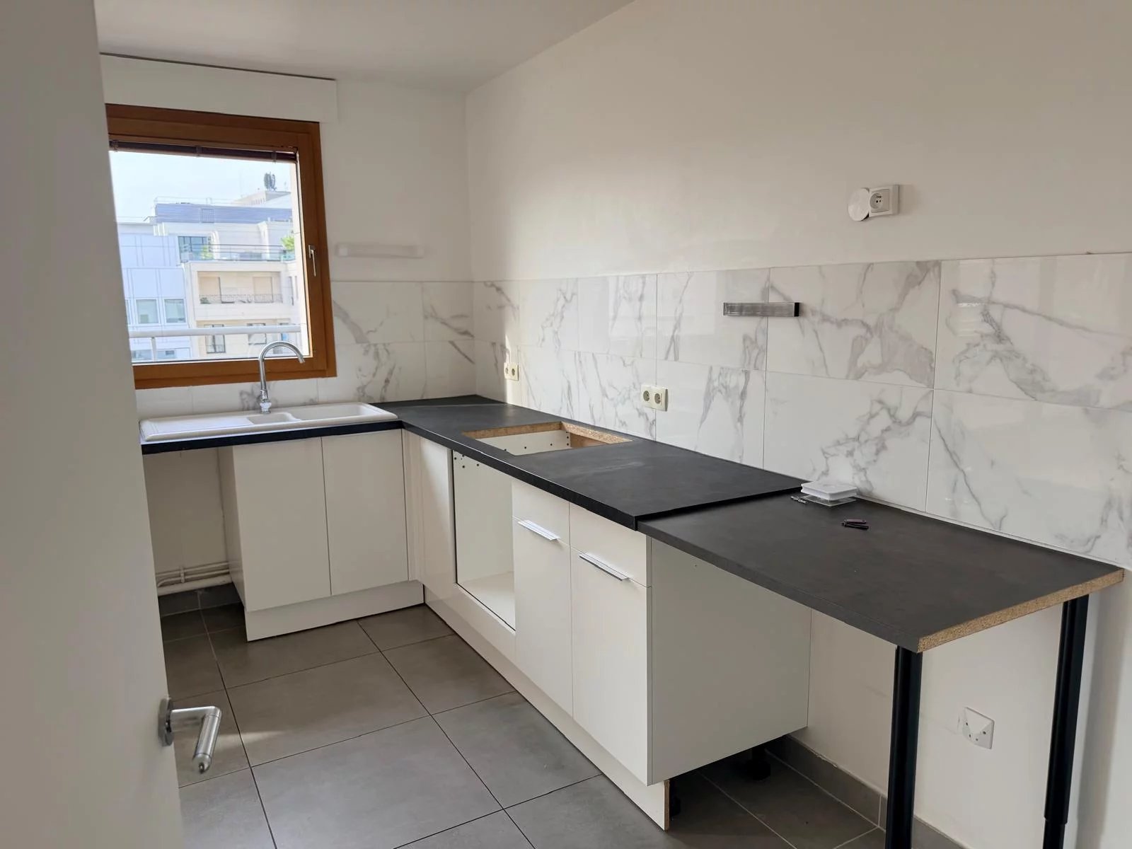 Appartement Levallois-Perret 105.30 m² 5 pièces Appartement Levallois-Perret 105.30 m² 87209372 3
