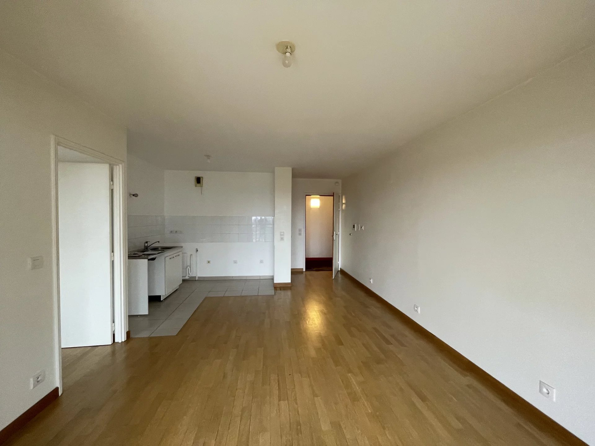 Appartement Issy-les-Moulineaux 42.00 m² 2 pièces Appartement Issy-les-Moulineaux 42.00 m² 86640042 4